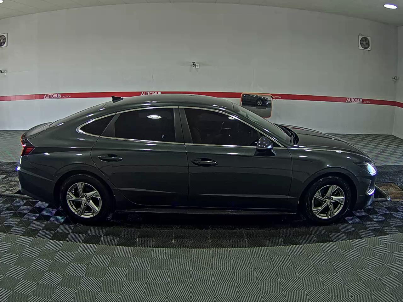 Hyundai Sonata 2023 - Image 3