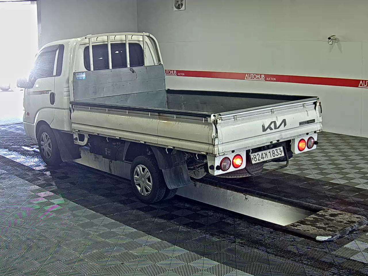 Chrysler Cargo - 5