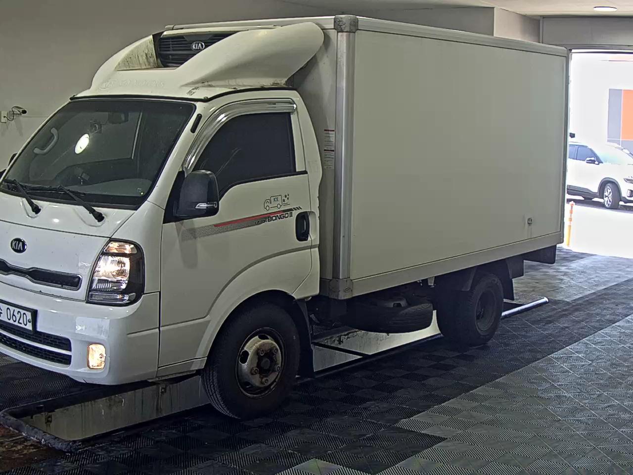 Chrysler Cargo