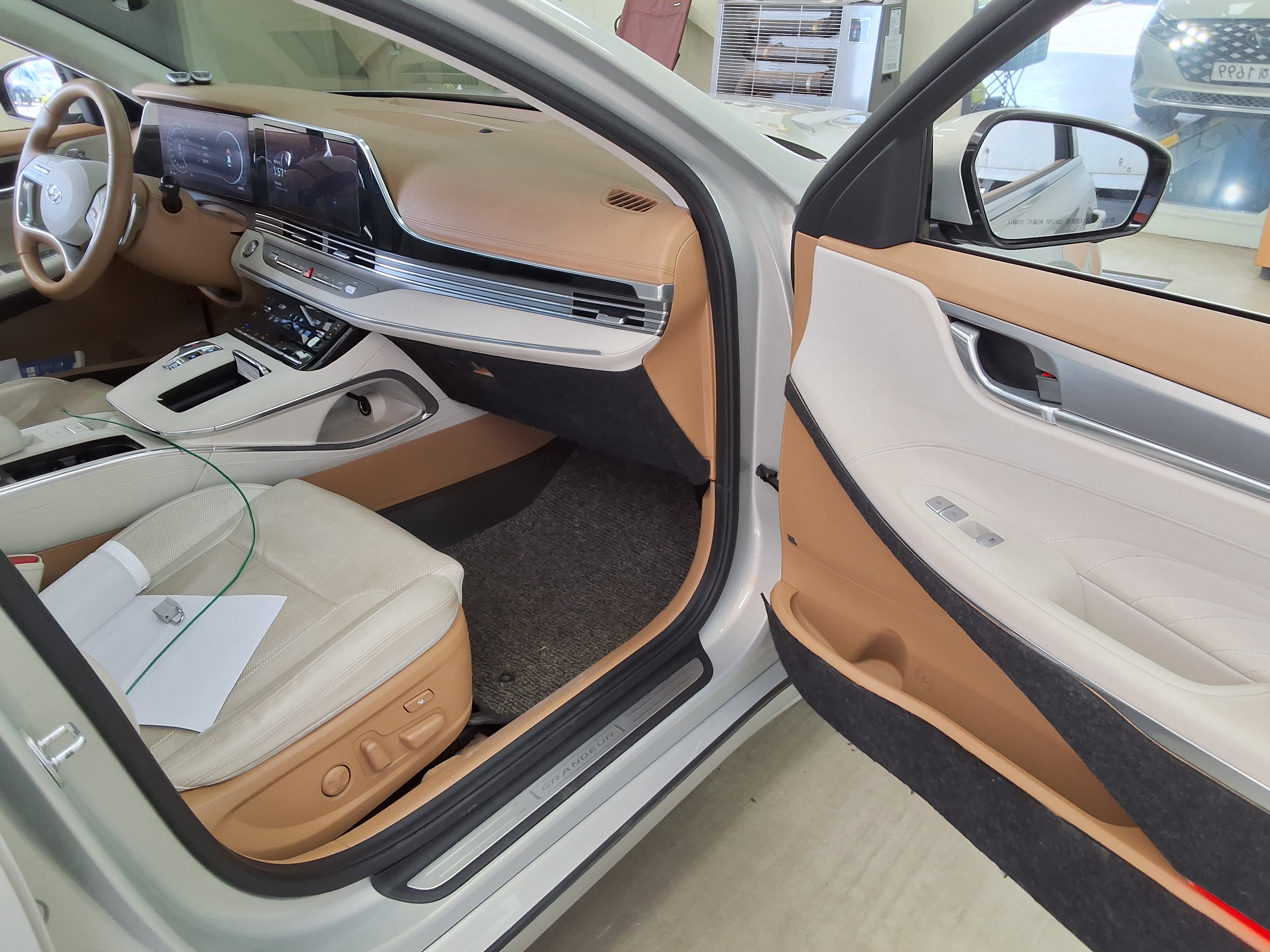 هيونداي جرانجر 2020 - صورة 14