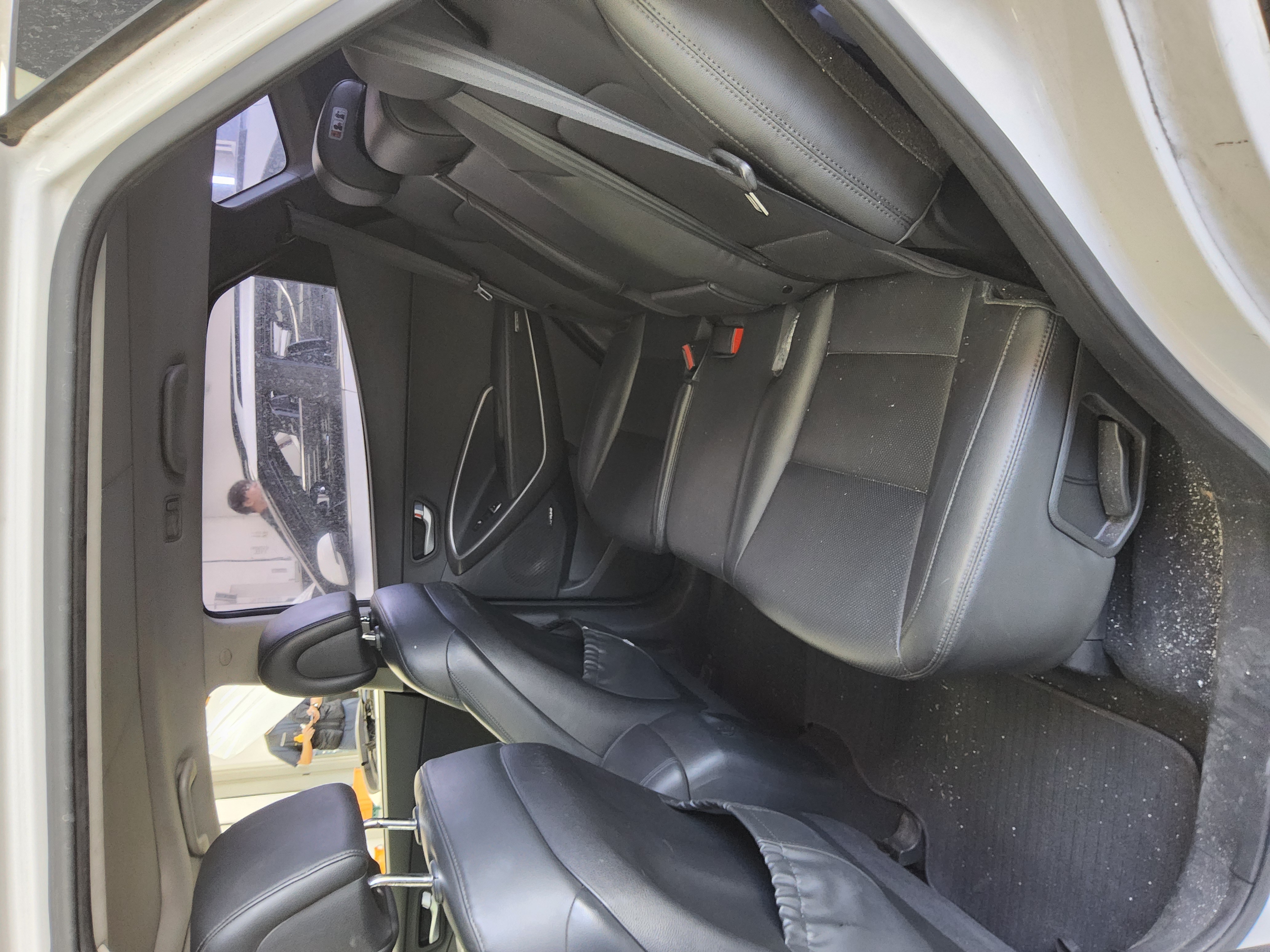 Hyundai Santa Fe 2013 - Image 11