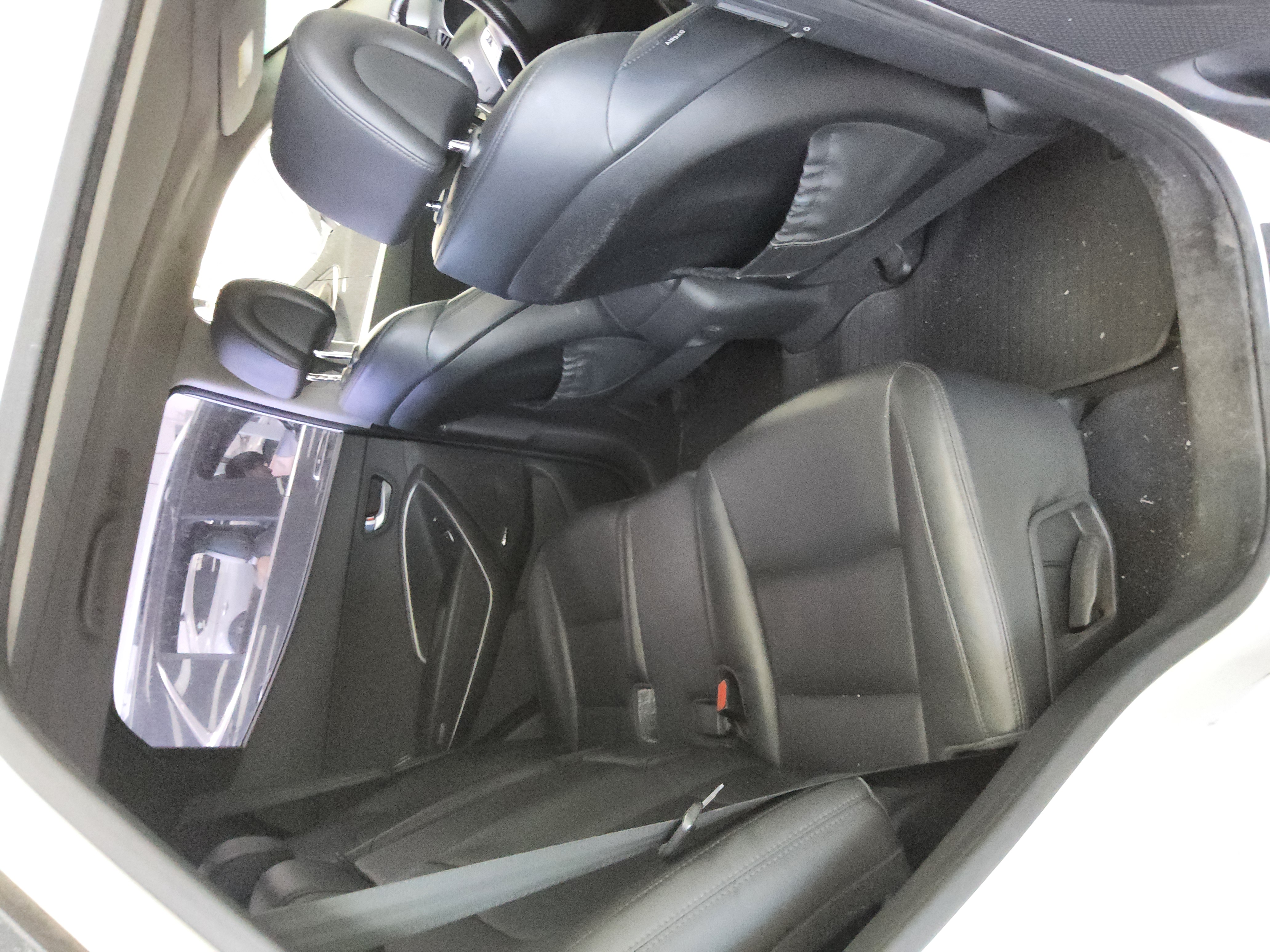 Hyundai Santa Fe 2013 - Image 12
