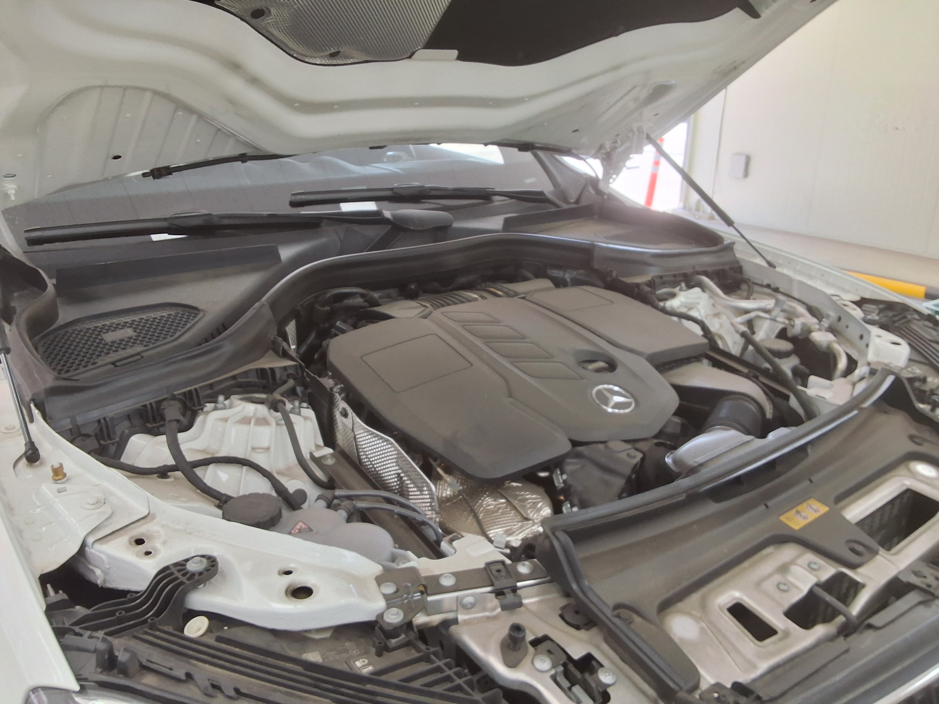 Mercedes-Benz GLC-Class 2025 - Image 18