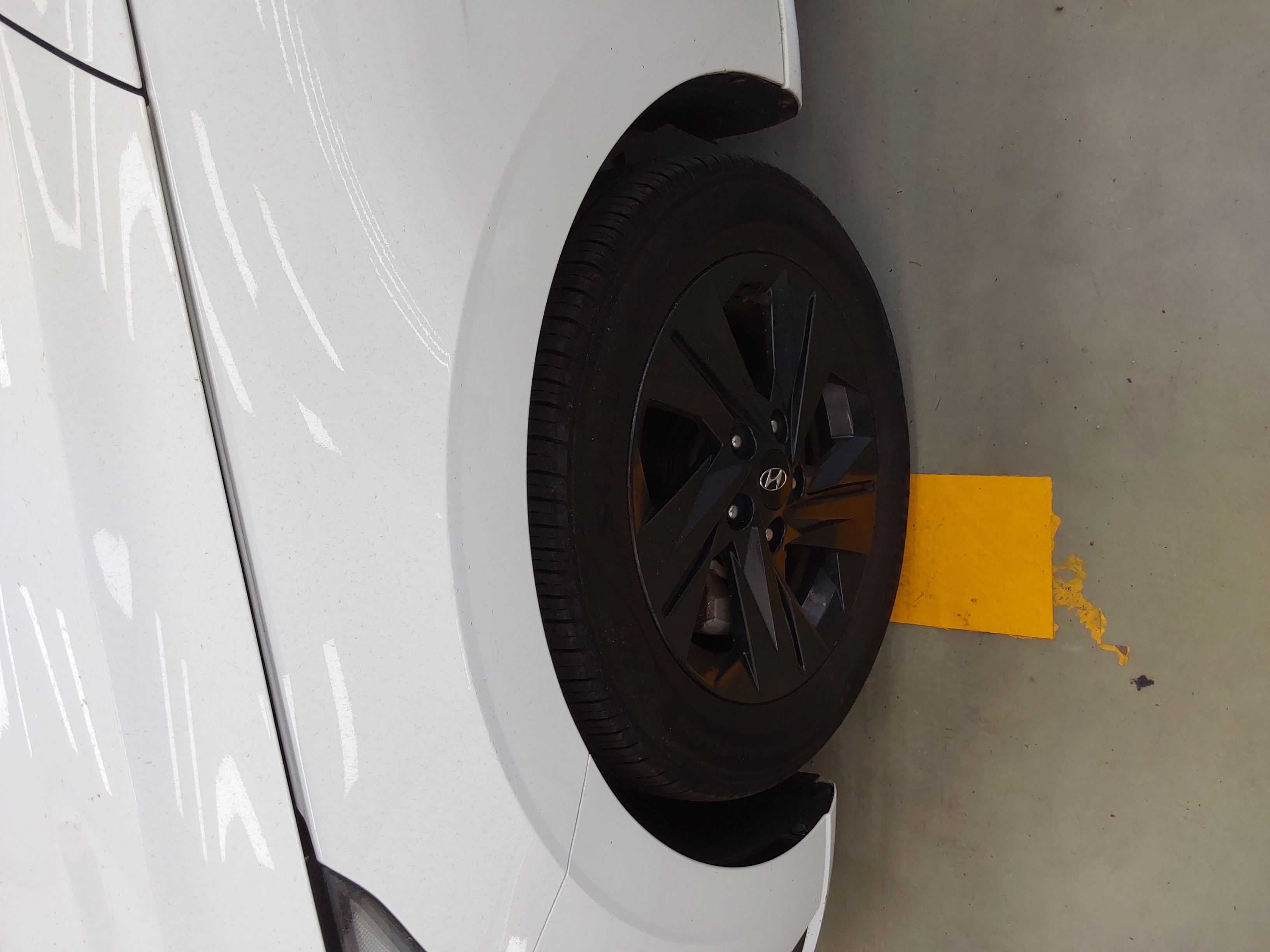 Hyundai Elantra 2023 - Image 19