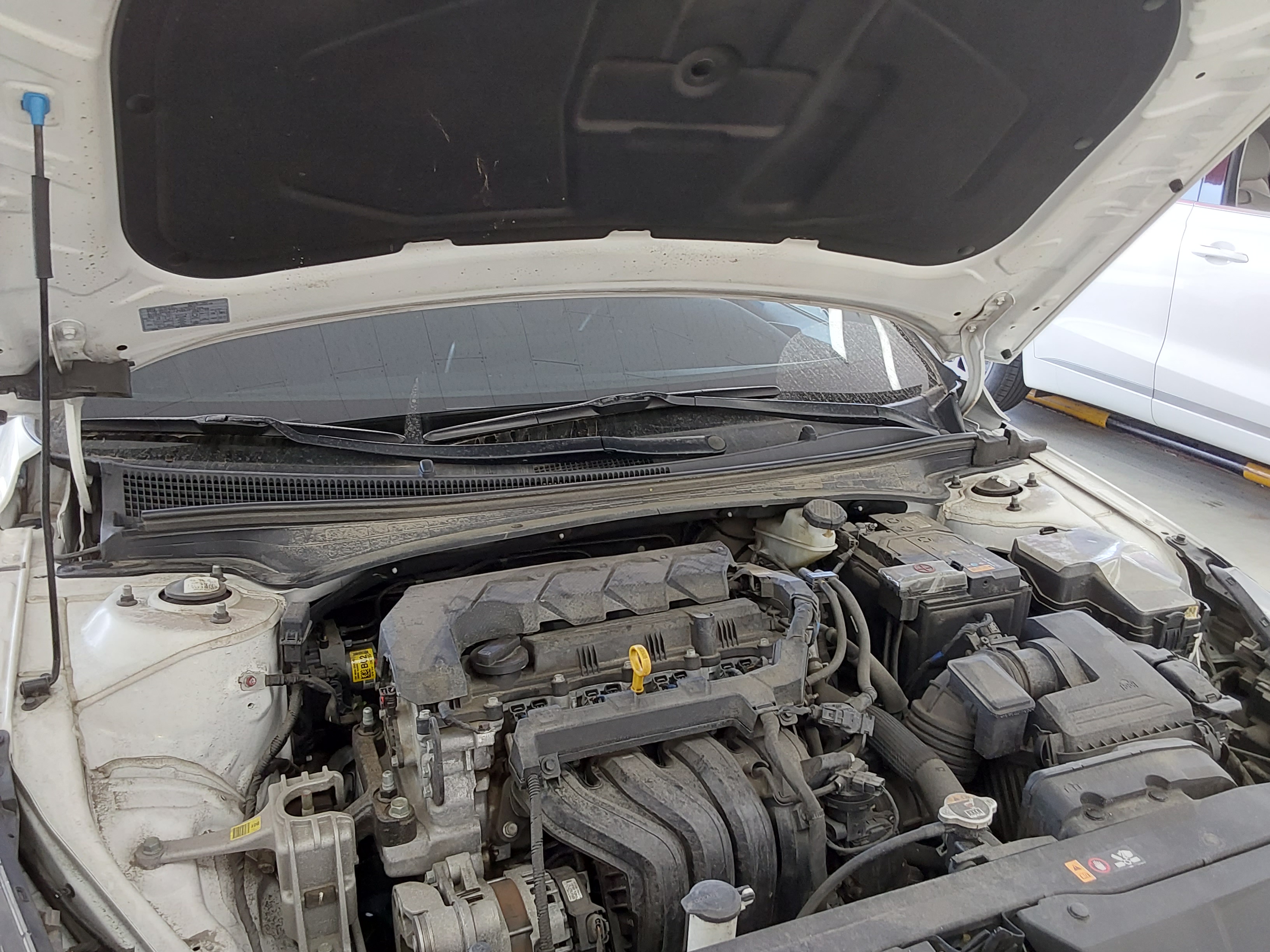 Hyundai Elantra 2023 - Image 18