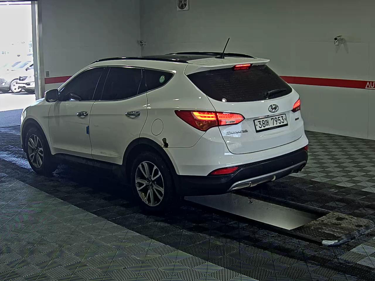 Hyundai Santa Fe 2013 - Image 5