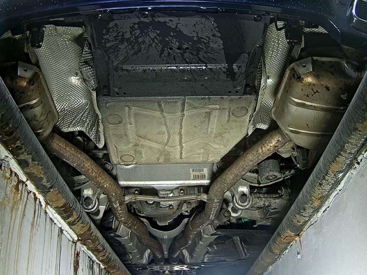 BMW 7 Series - 7