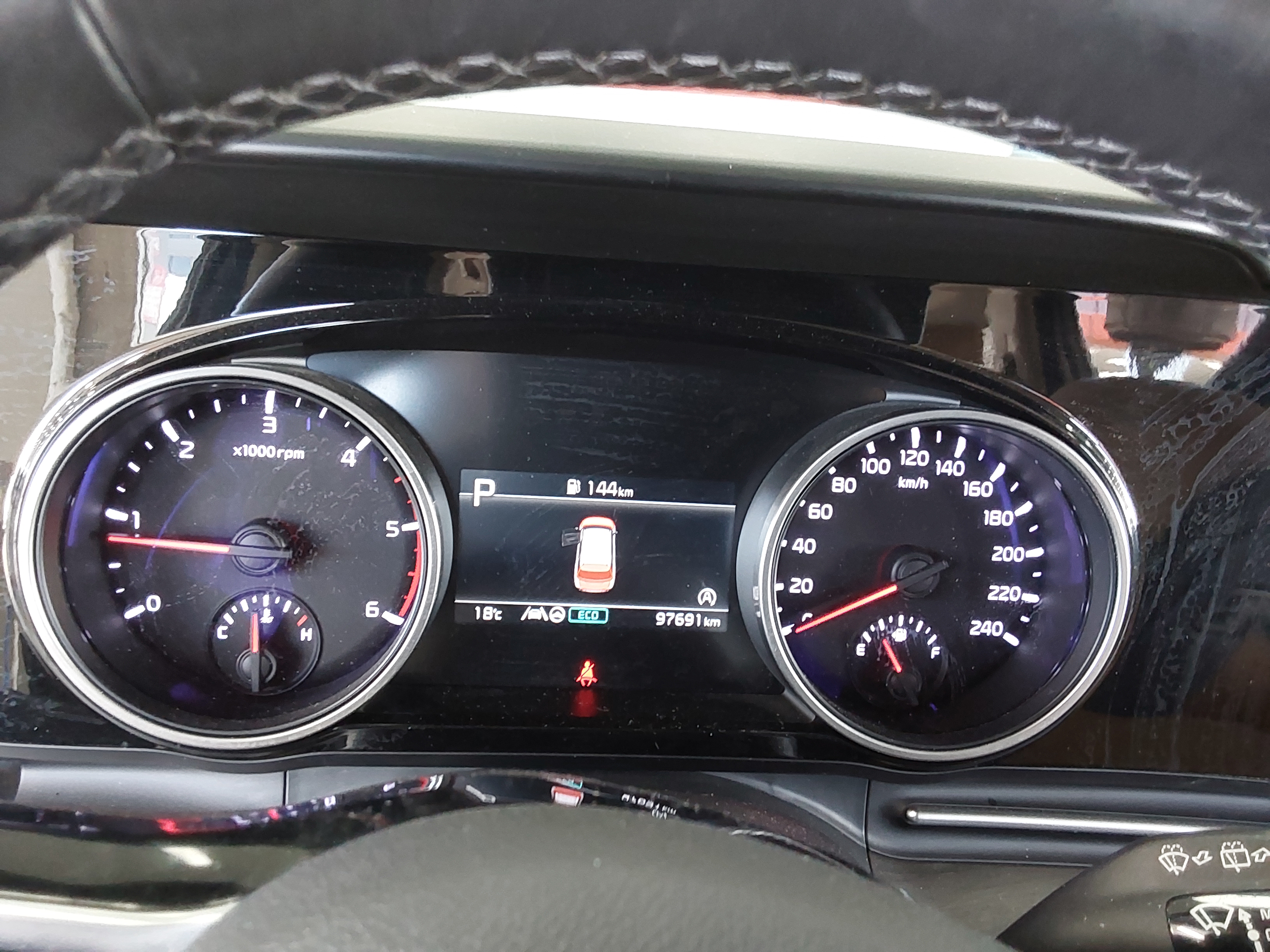 Kia SEDONA 2023 - Image 8