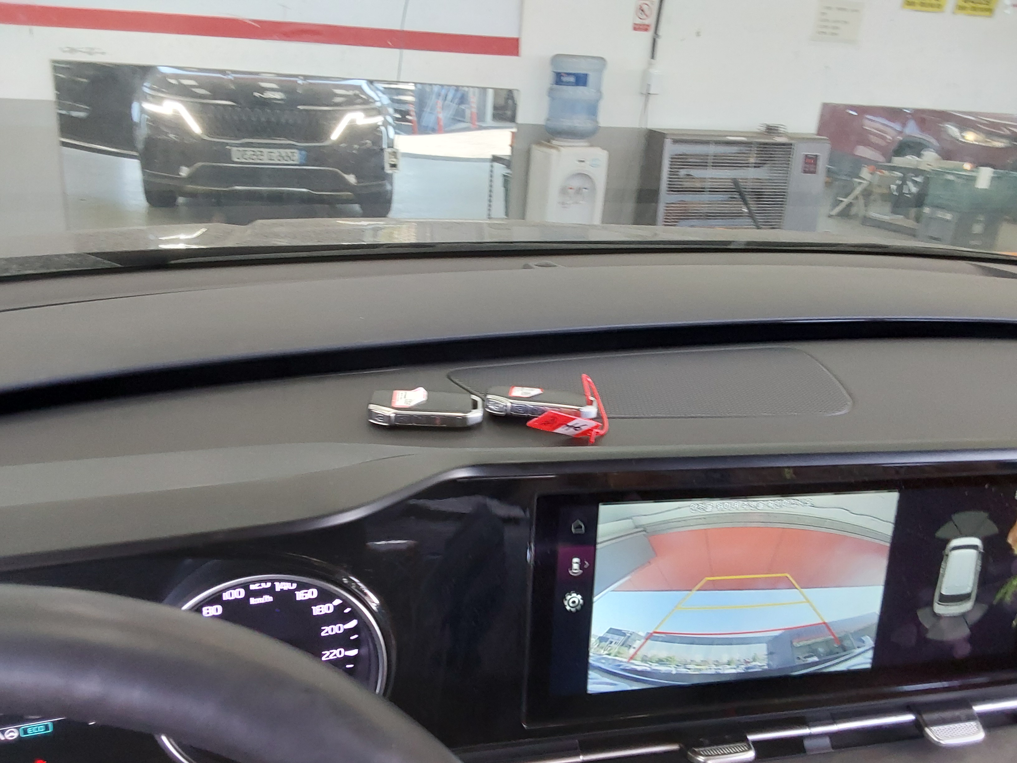 Kia SEDONA 2023 - Image 18