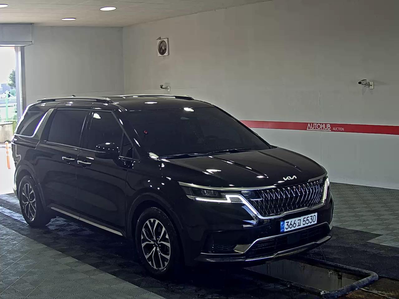 Kia SEDONA 2023 - Image 2