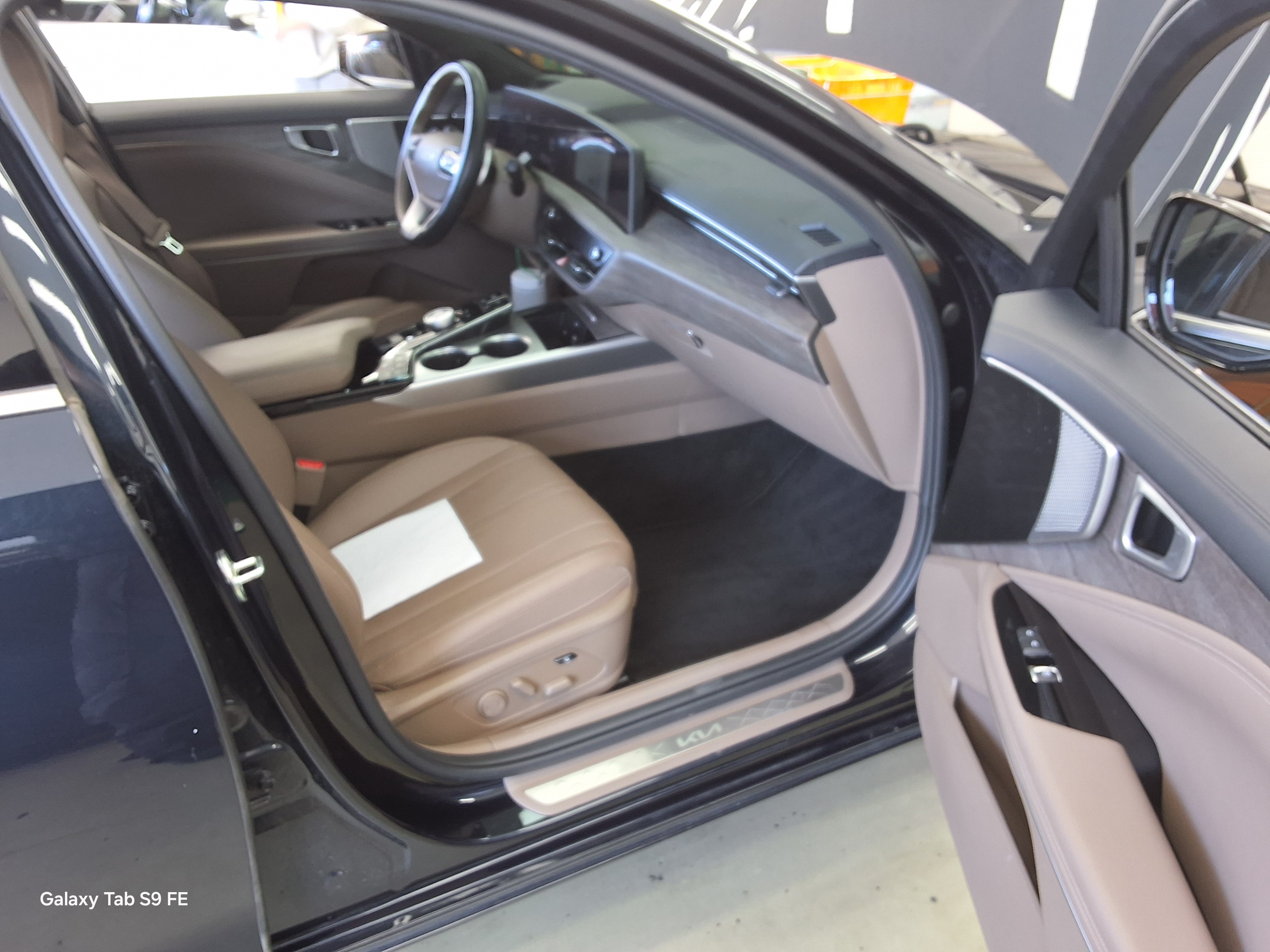 Kia K8 2023 - Image 13