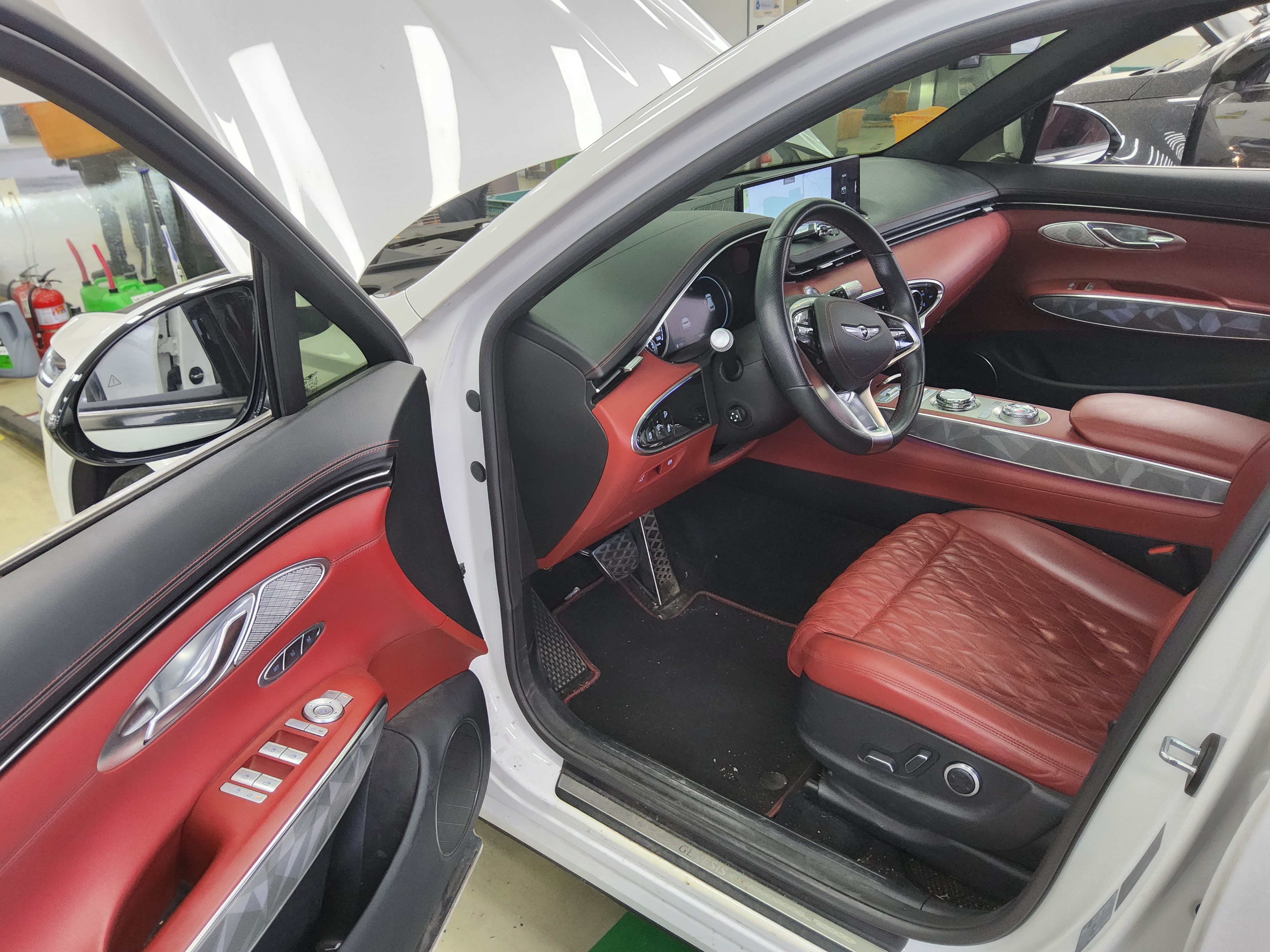 Genesis GV70 2021 - Image 9