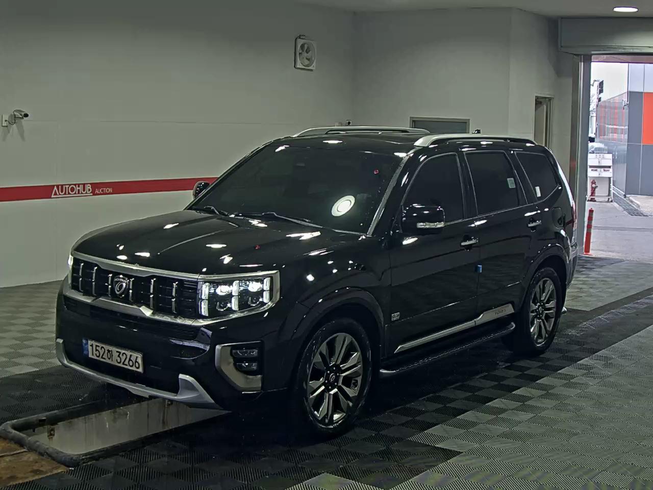 Kia BORREGO