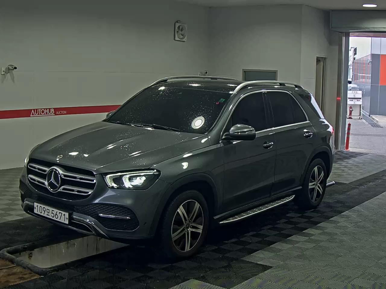 Mercedes-Benz GLE-Class