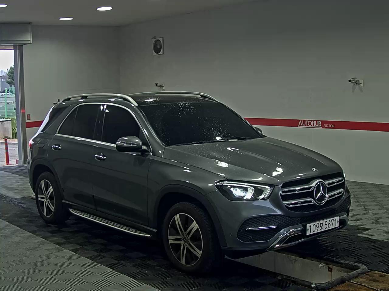 مرسيدس بنز GLE 2020 - صورة 2