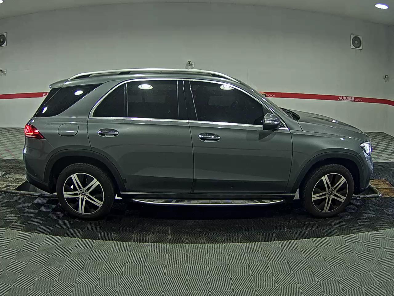 مرسيدس بنز GLE 2020 - صورة 3