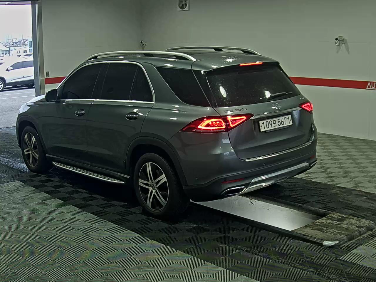 مرسيدس بنز GLE 2020 - صورة 5