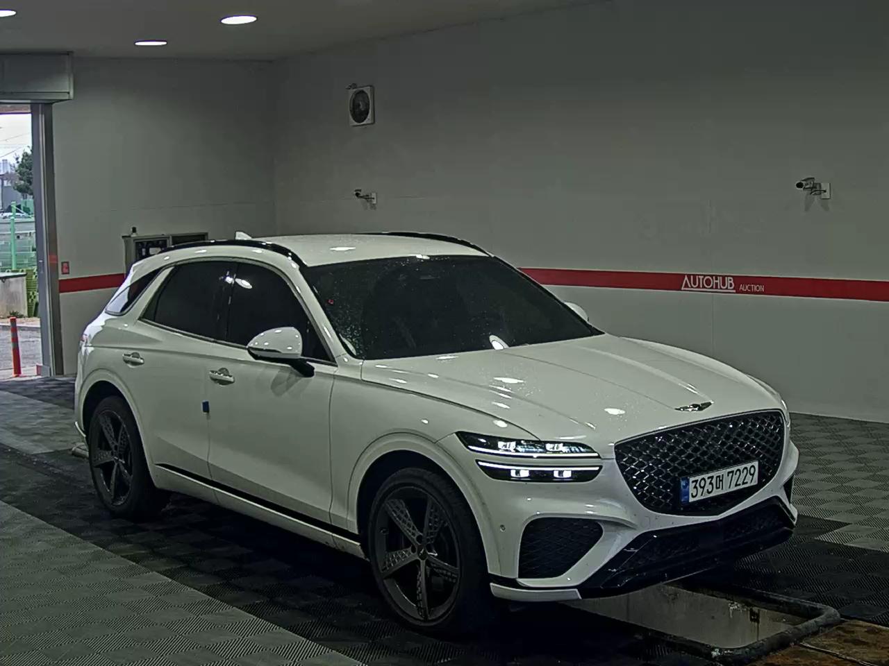 Genesis GV70 2021 - Image 2