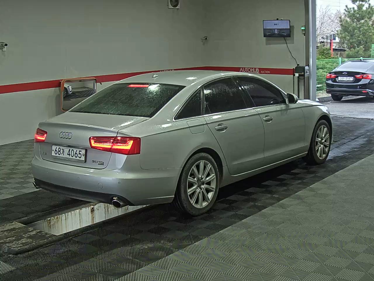 أودي A6 - 4