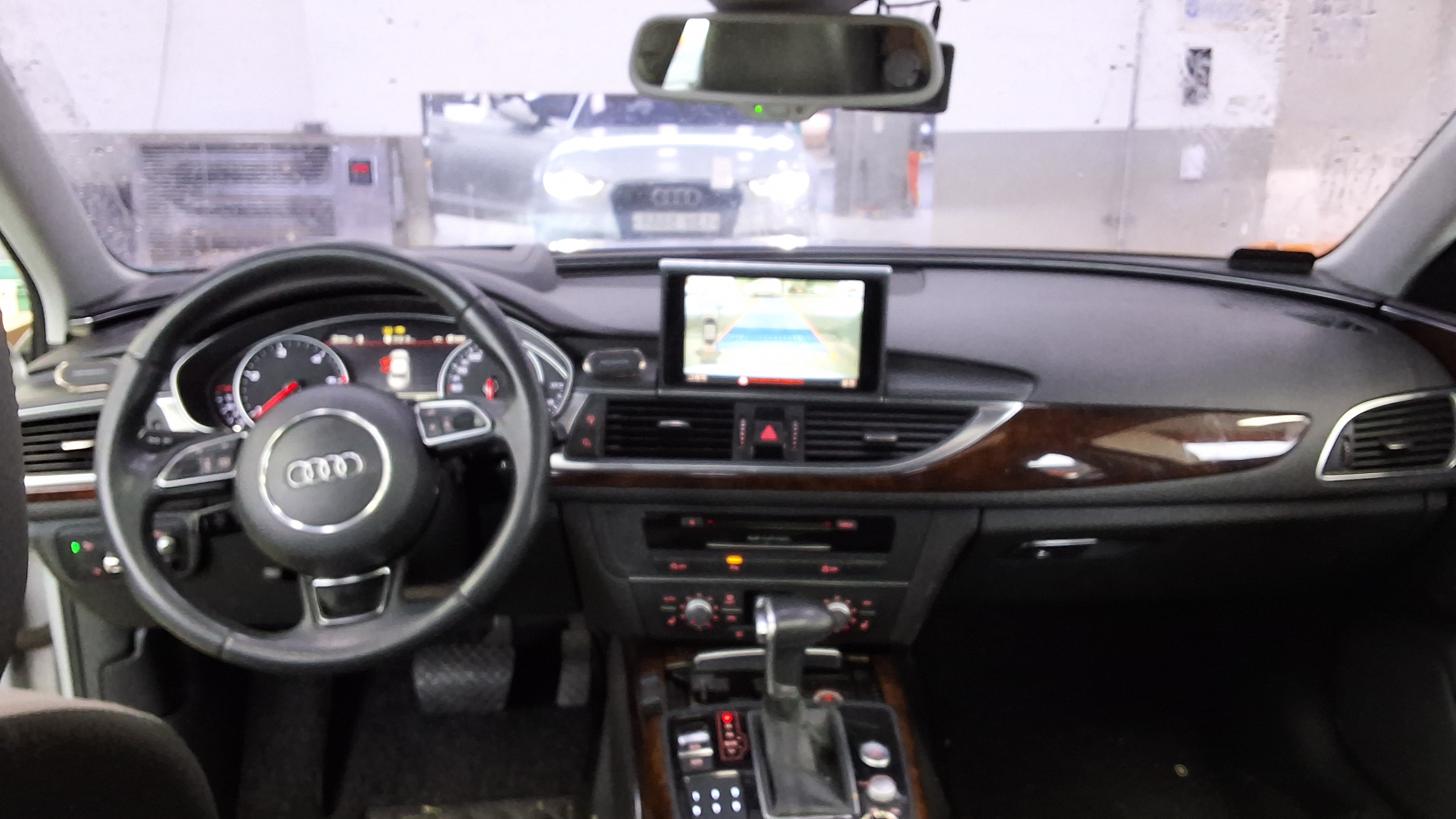 Audi A6 2014 - Image 10