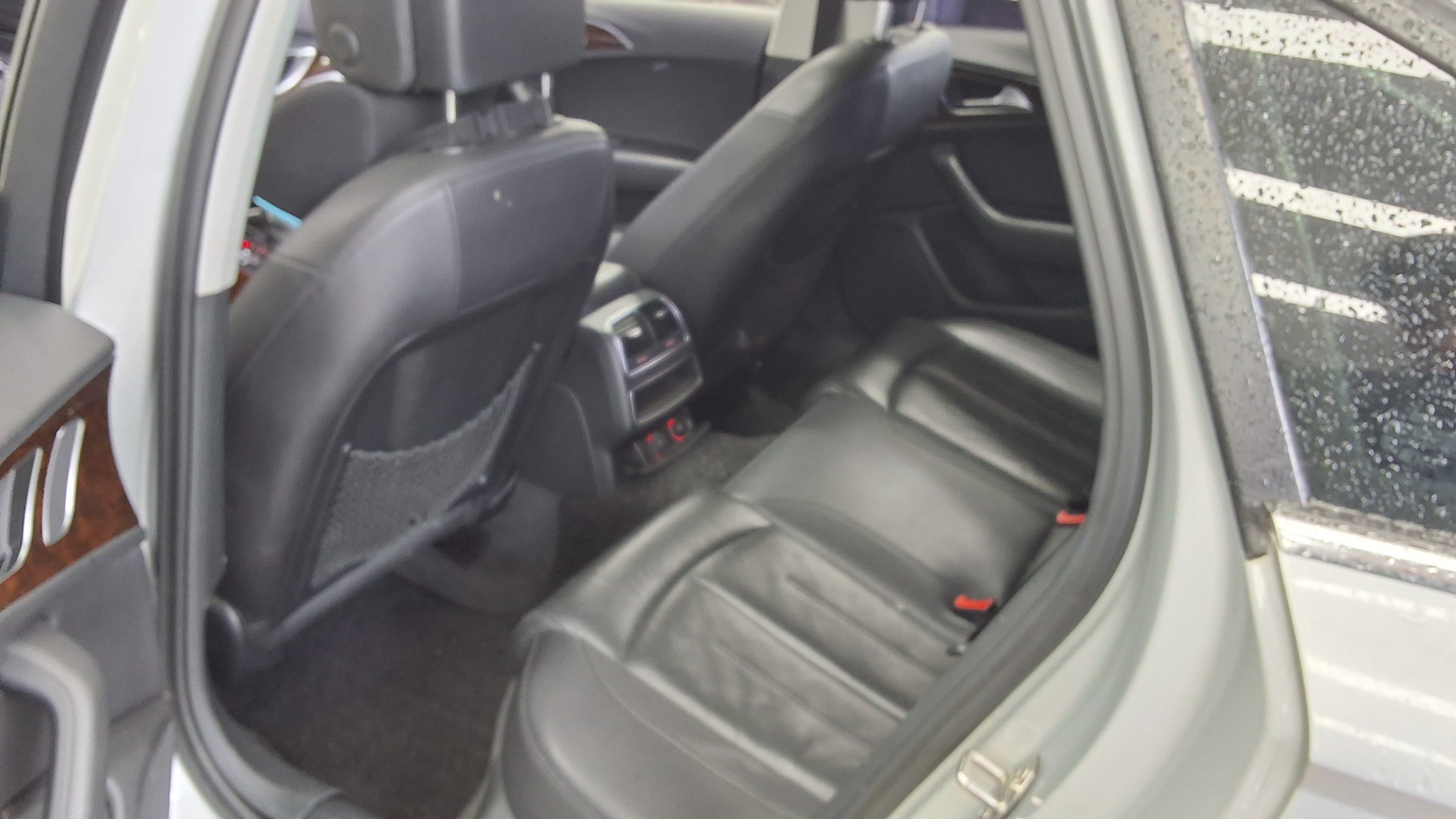Audi A6 2014 - Image 11