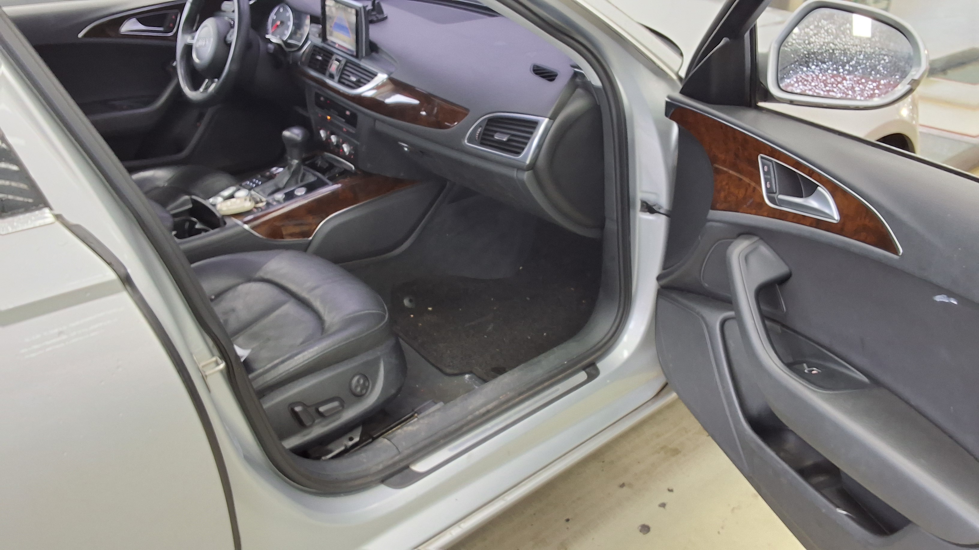 Audi A6 2014 - Image 13