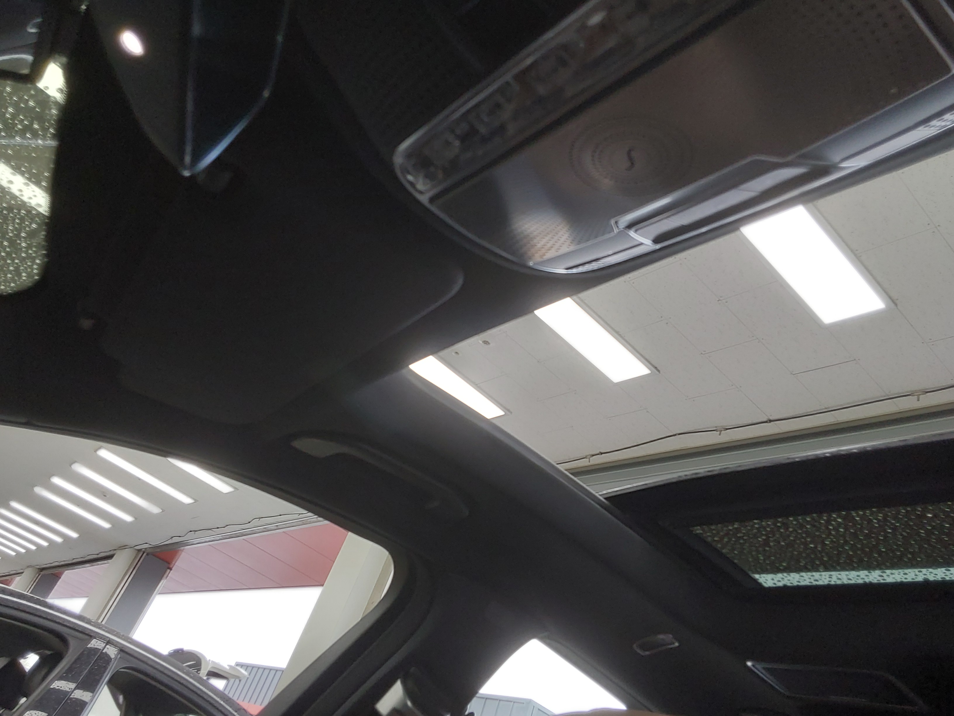 Mercedes-Benz S-Class 2018 - Image 19