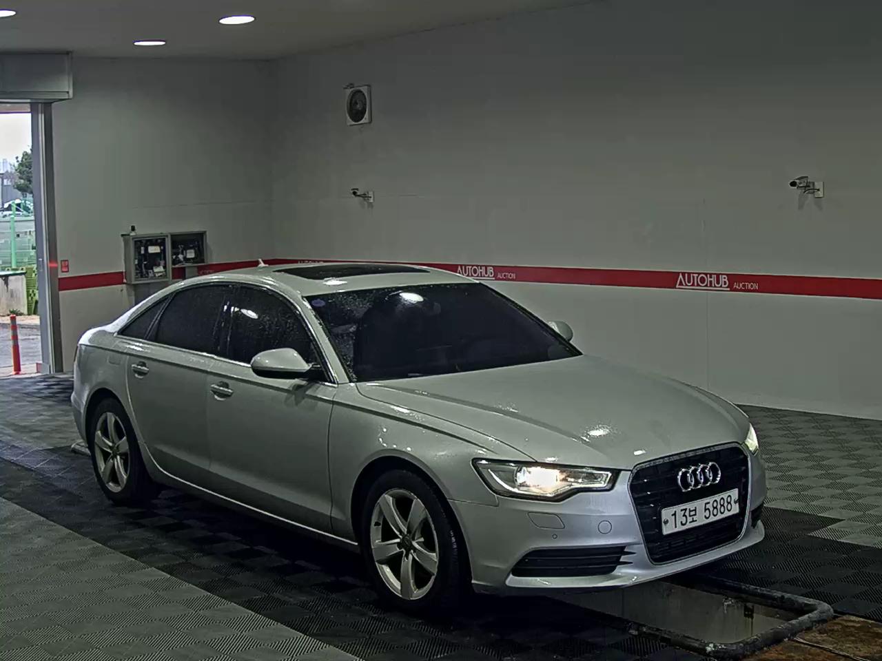 Audi A6 2014 - Image 2