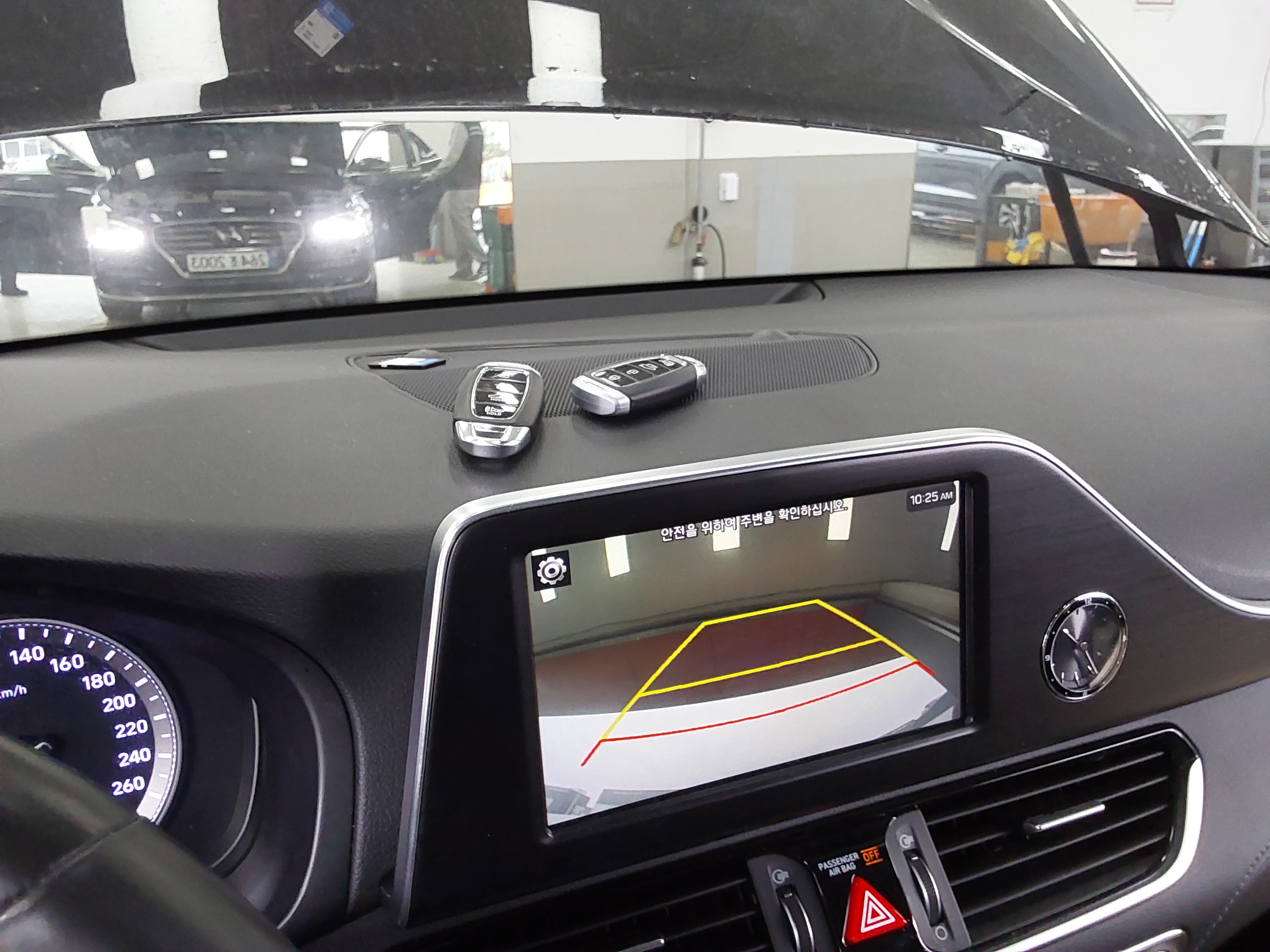 Hyundai Grandeur 2019 - Image 18