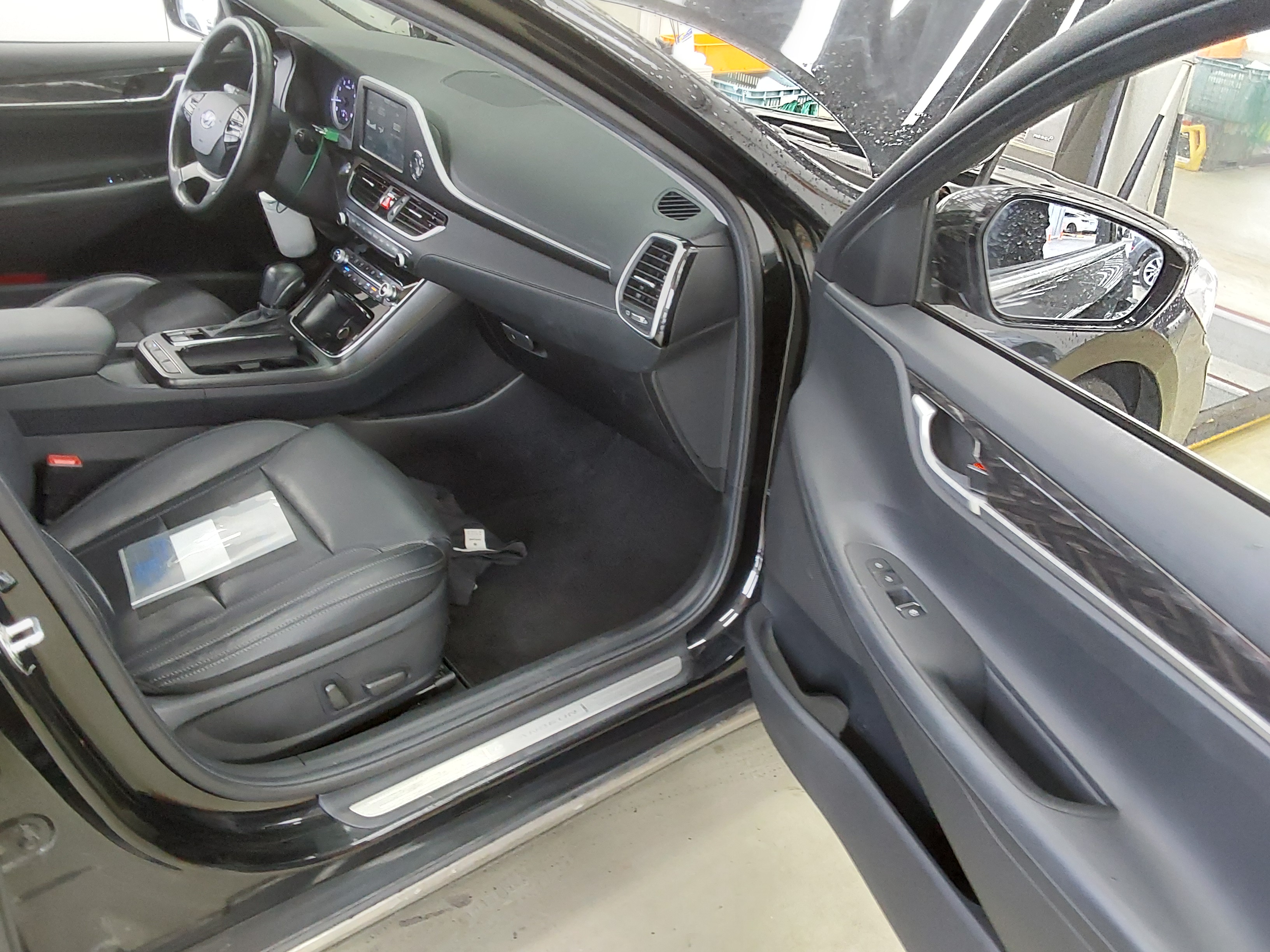 Hyundai Grandeur 2019 - Image 13