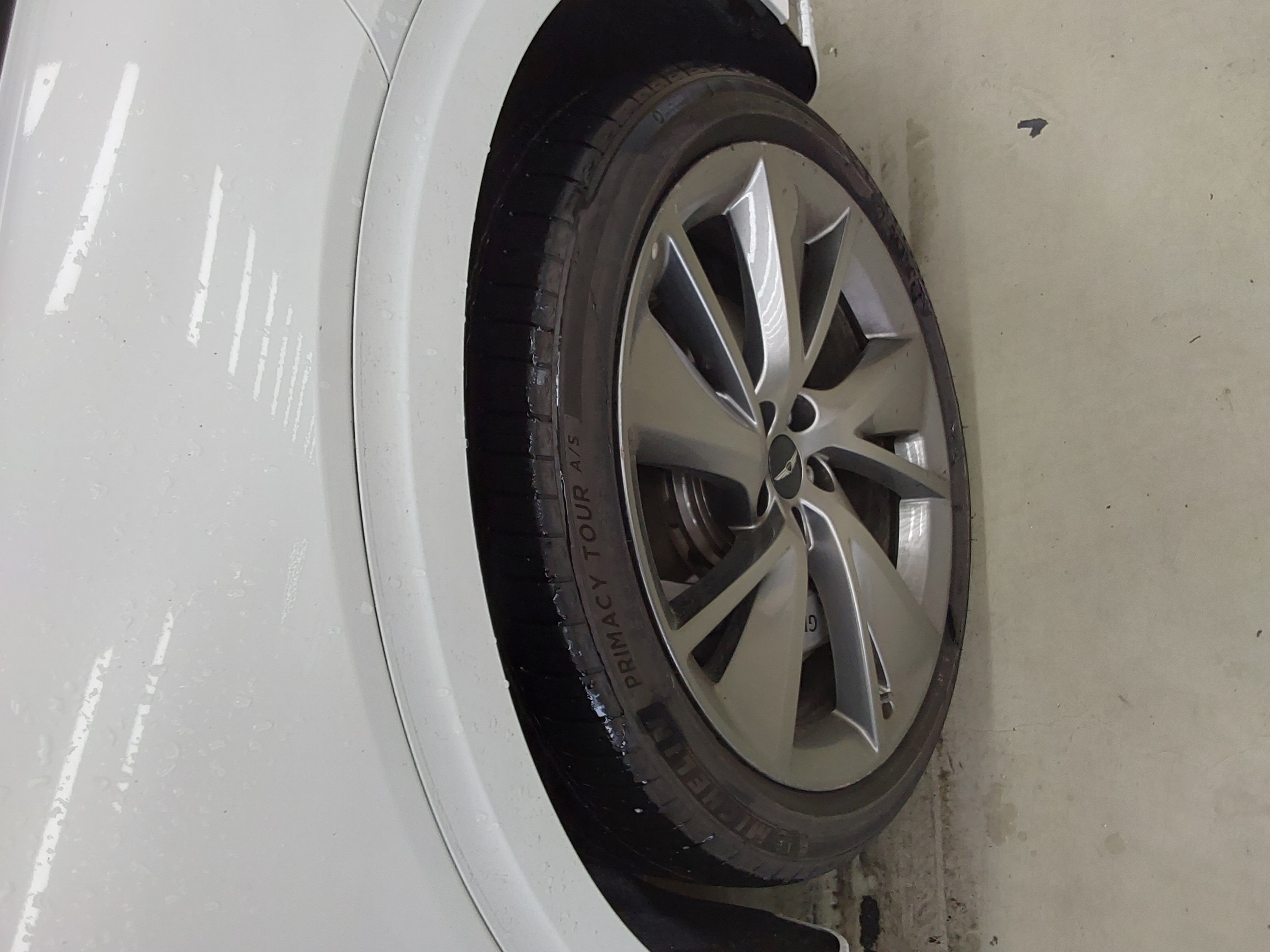 Hyundai Genesis 2025 - Image 21