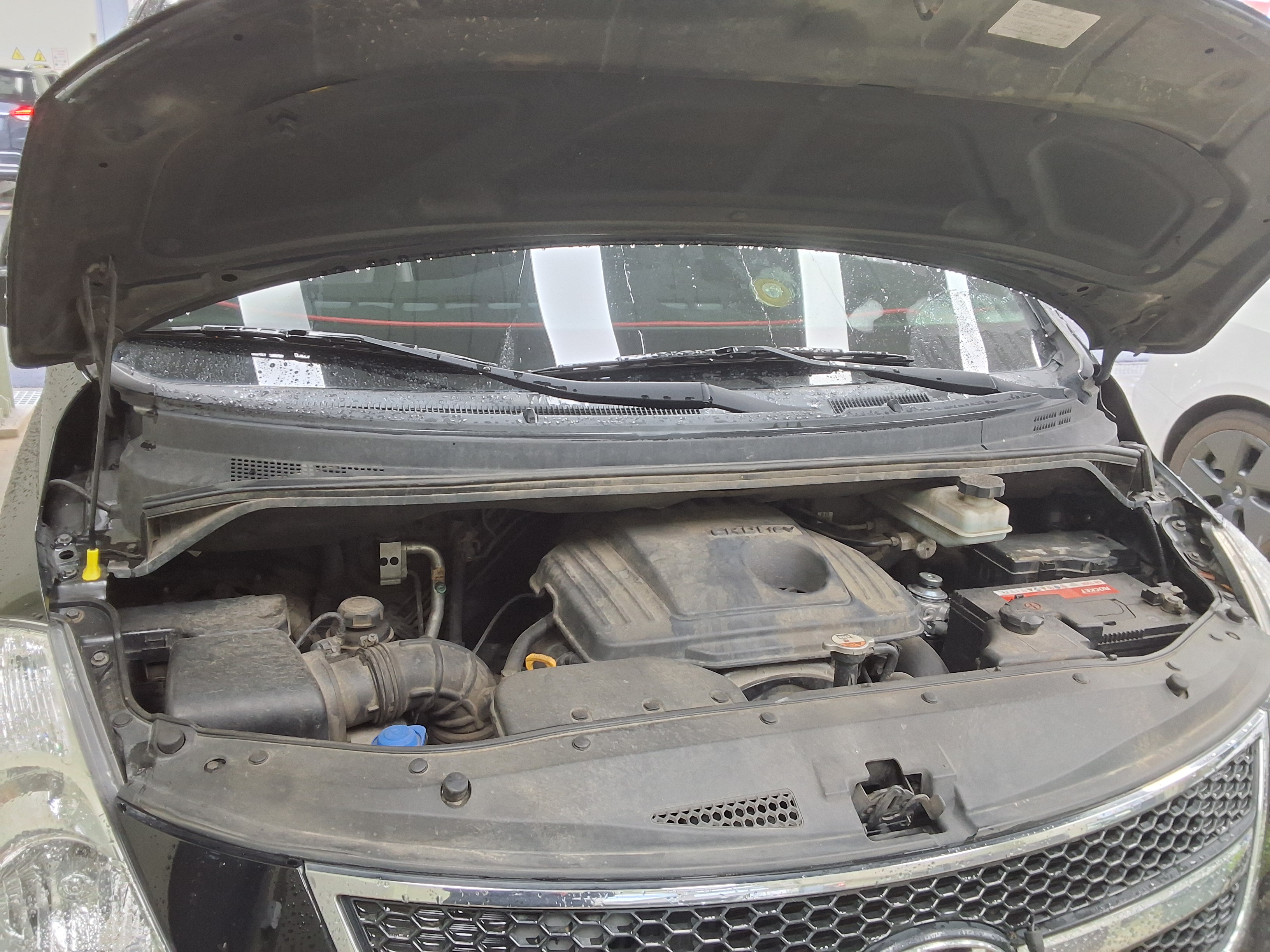 2015 - hyundai grand starex