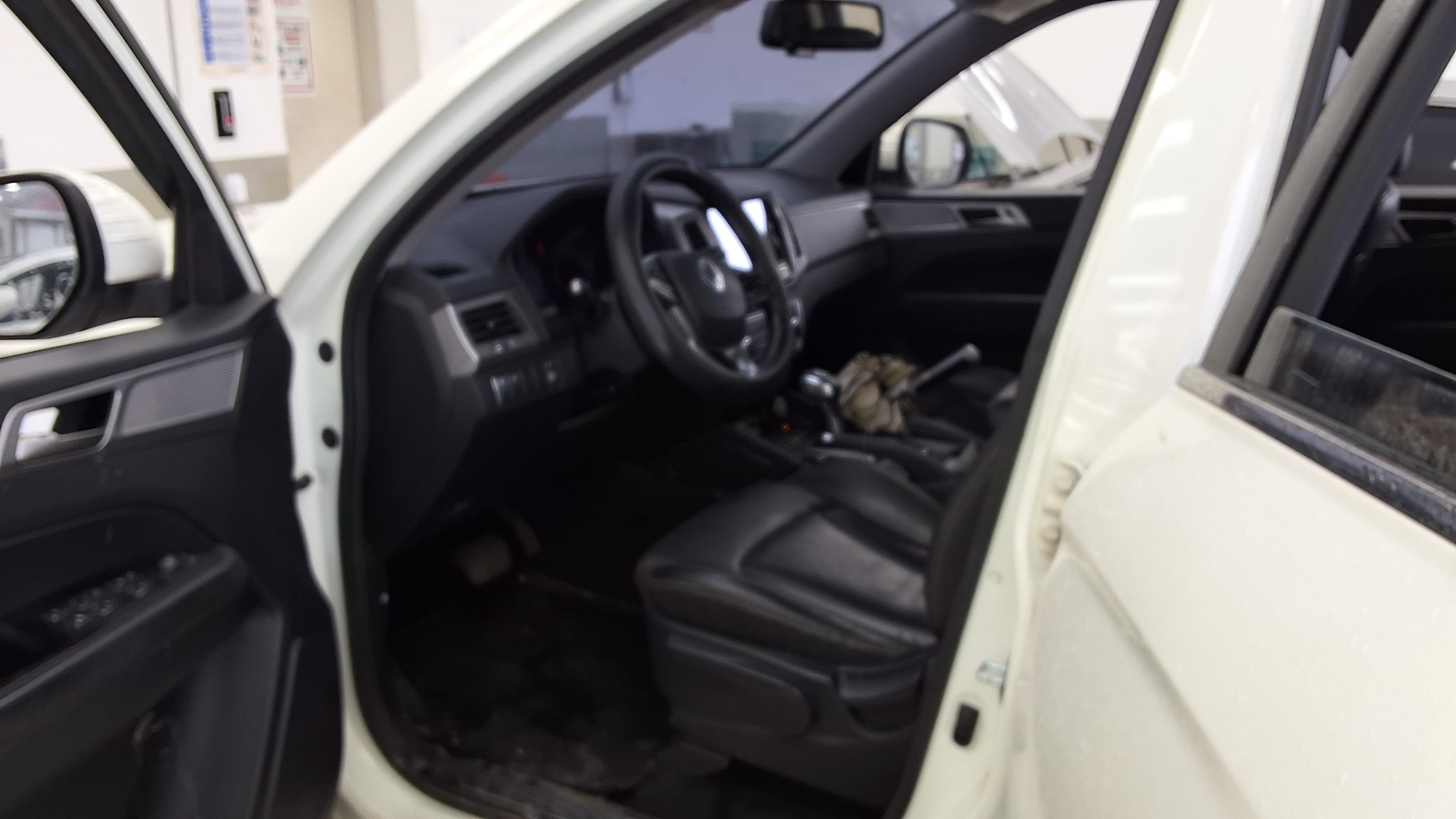 KG Mobility Rexton Sports - 9