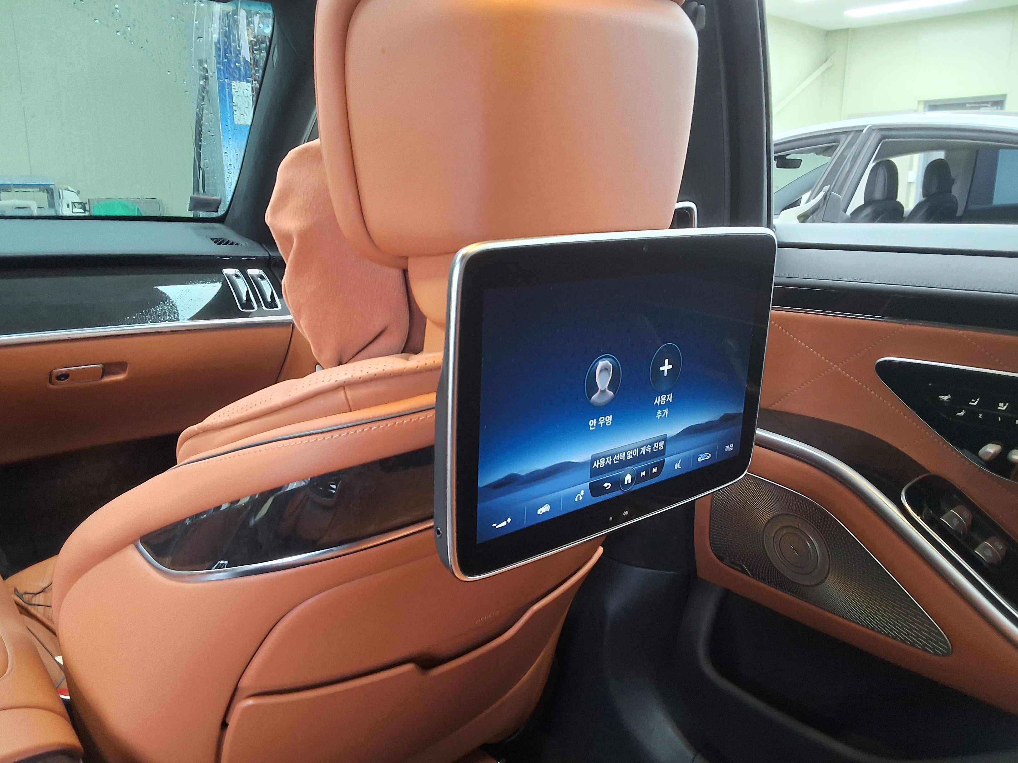Mercedes-Benz S-Class 2021 - Image 19