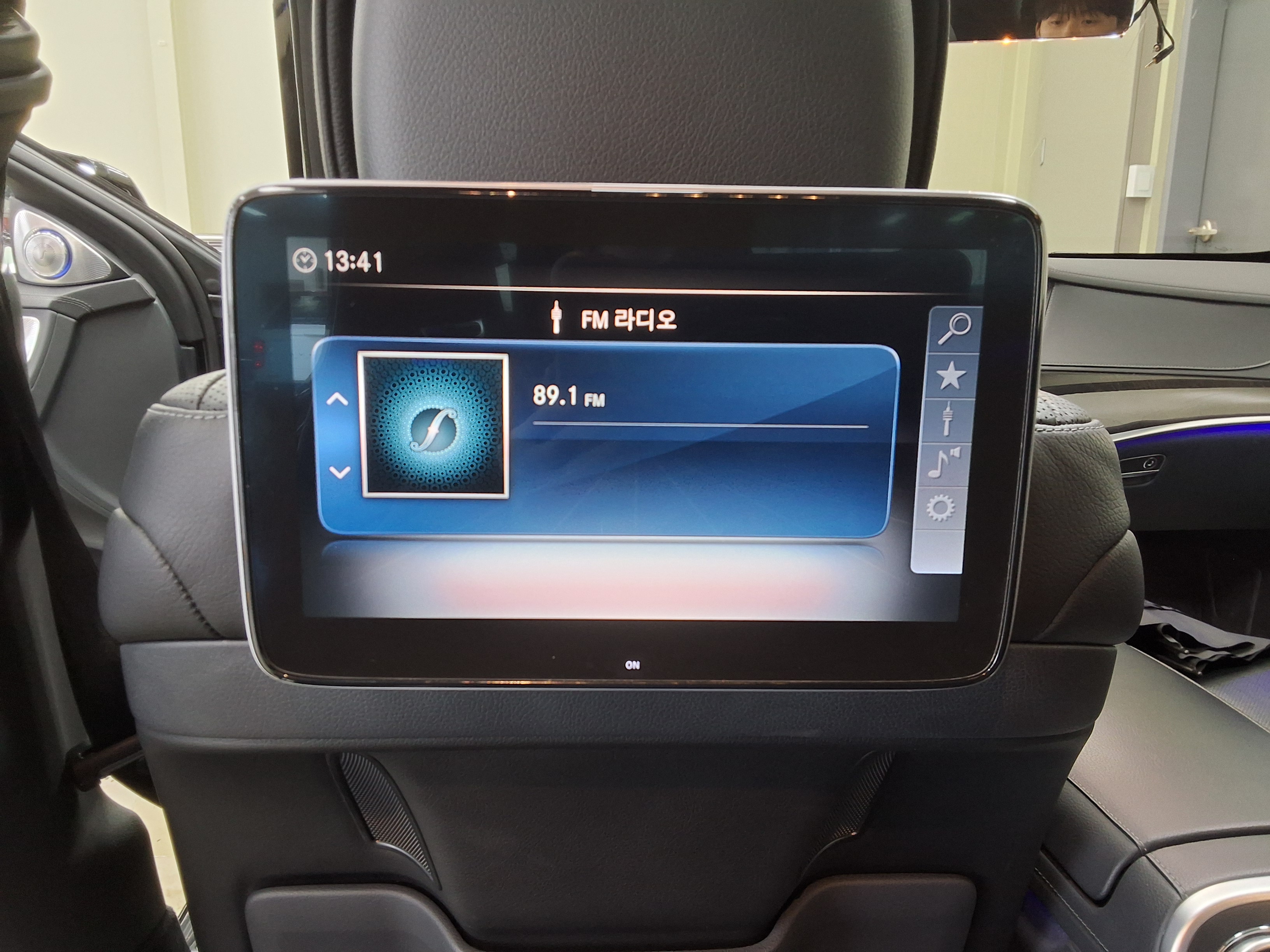 Mercedes-Benz S-Class 2018 - Image 19