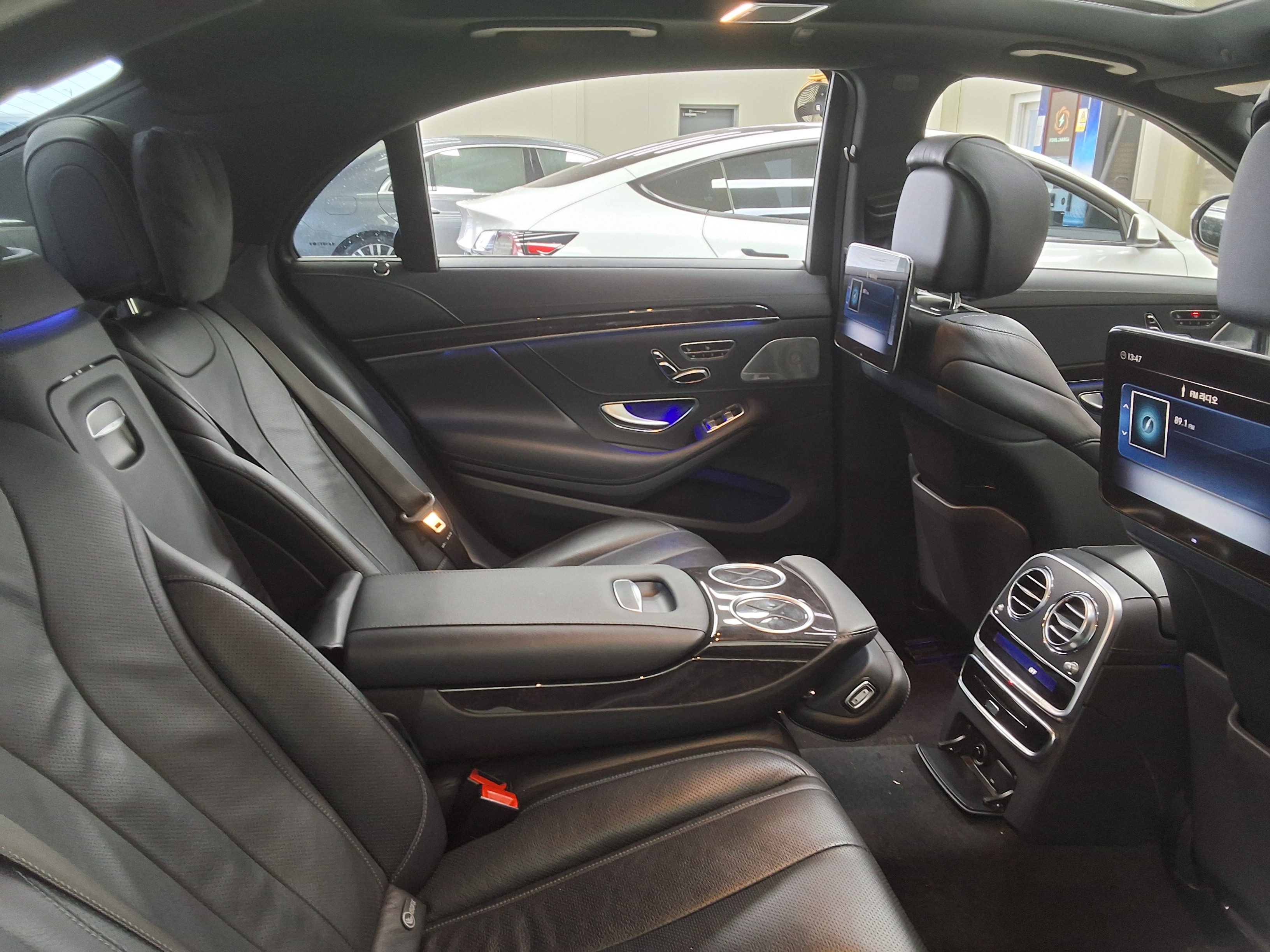 Mercedes-Benz S-Class 2018 - Image 12