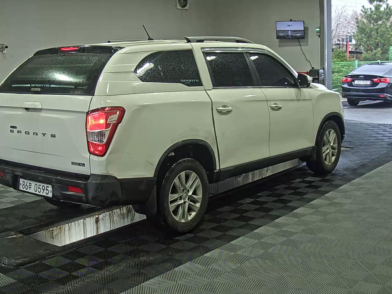 KG Mobility Rexton Sports - 4