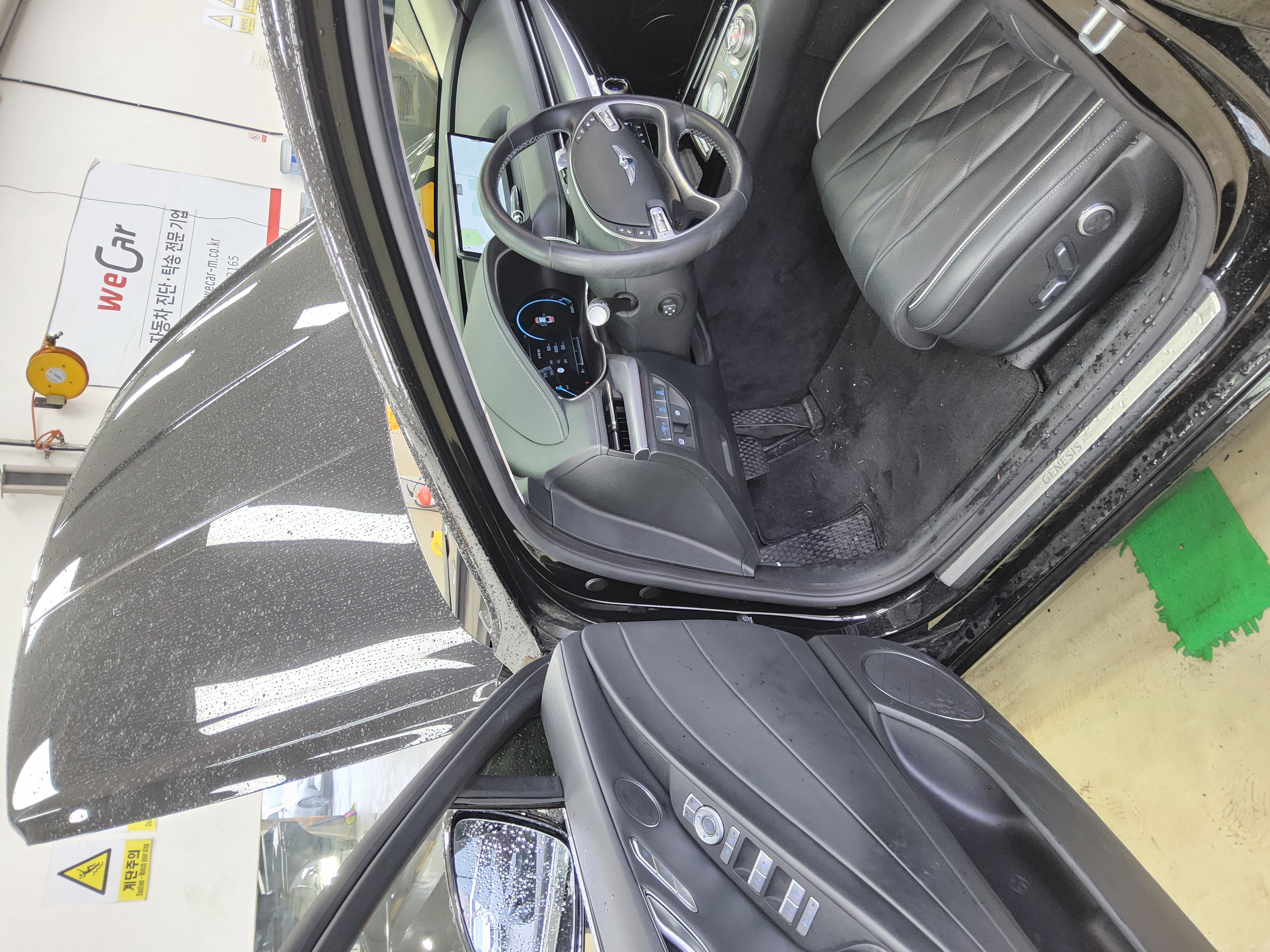 Hyundai Genesis 2022 - Image 9