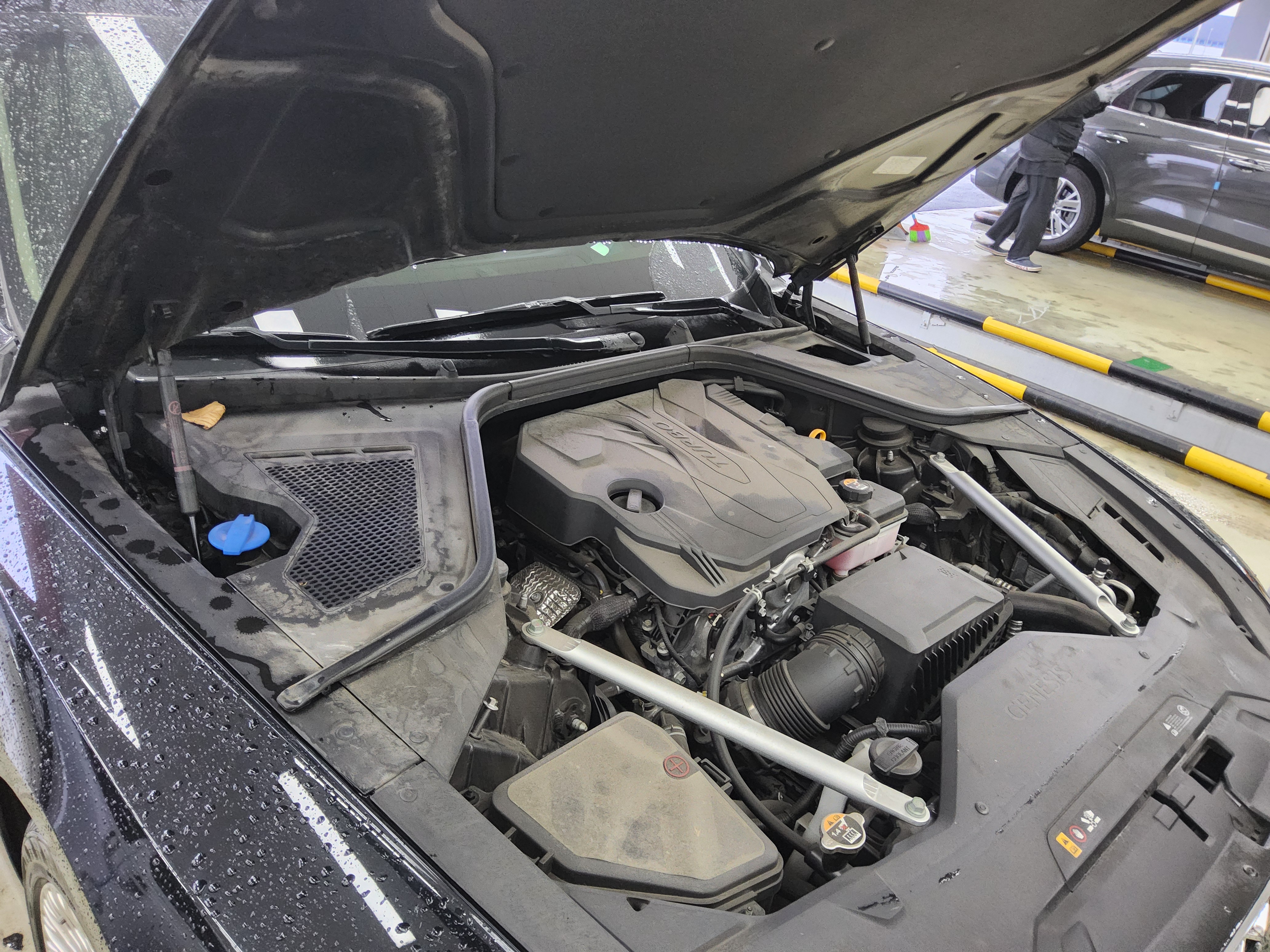 Hyundai Genesis 2022 - Image 18