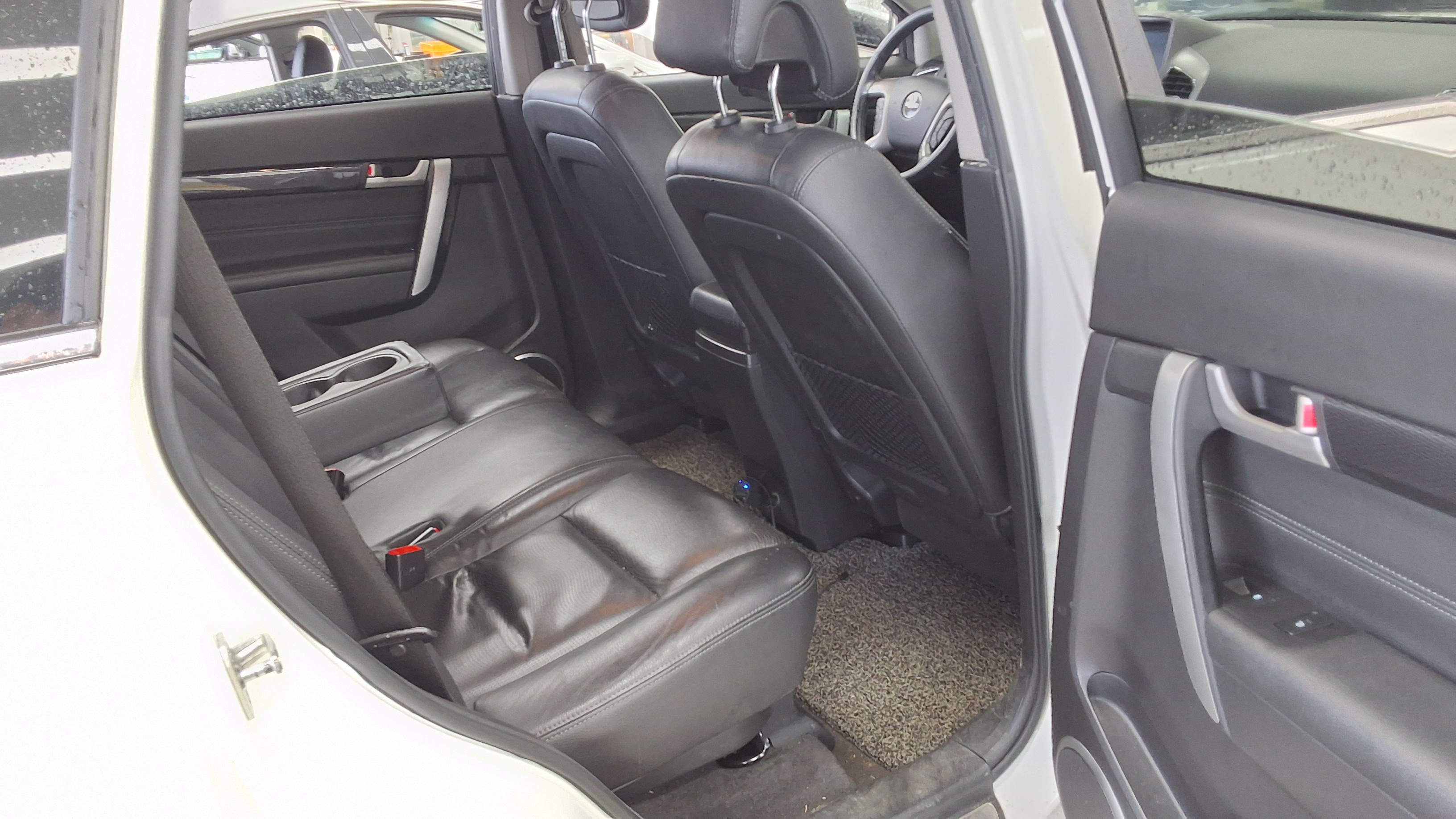 Gm Korea Captiva - 12