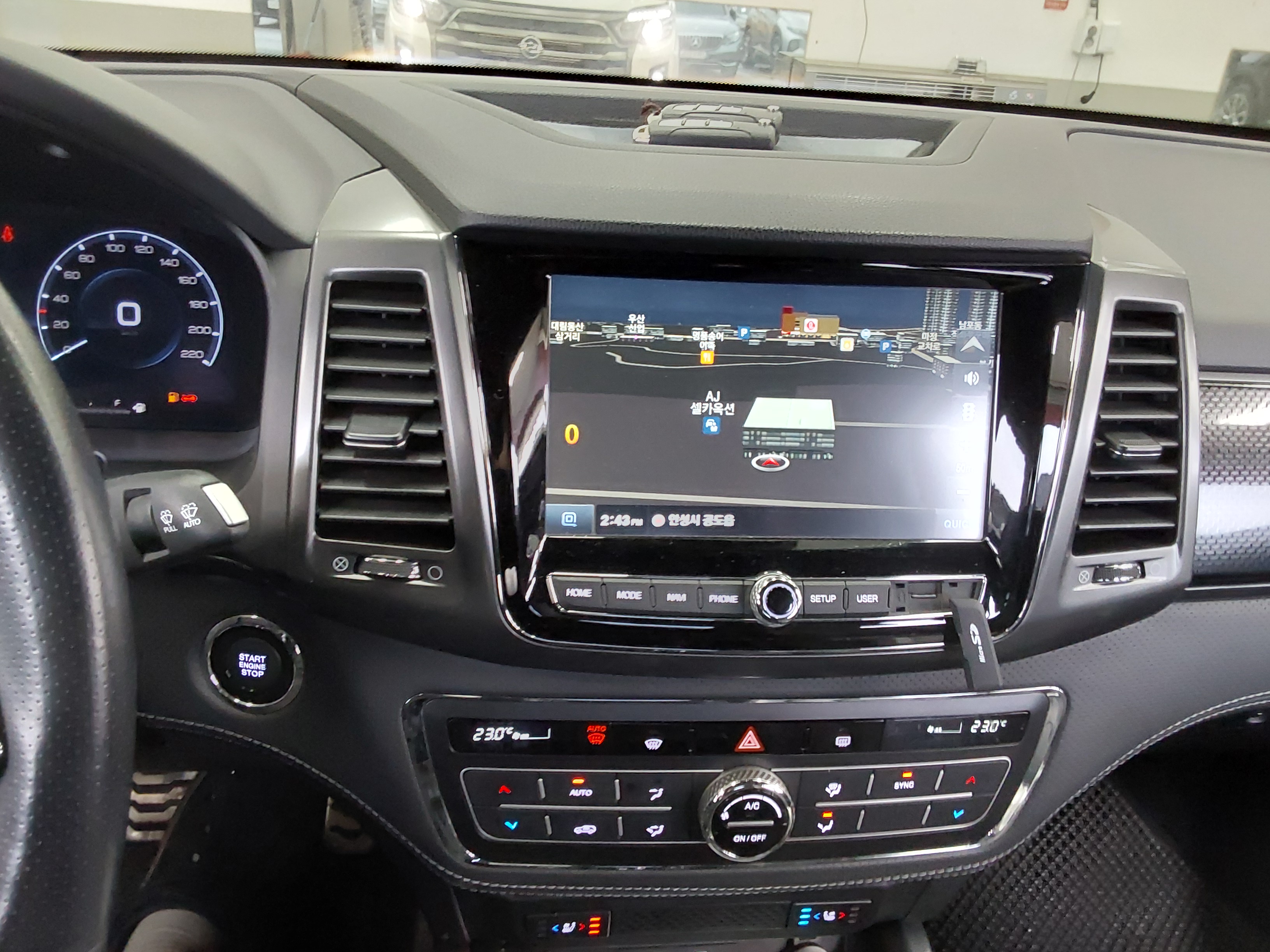 KG Mobility Rexton Sports 2022 - Image 17