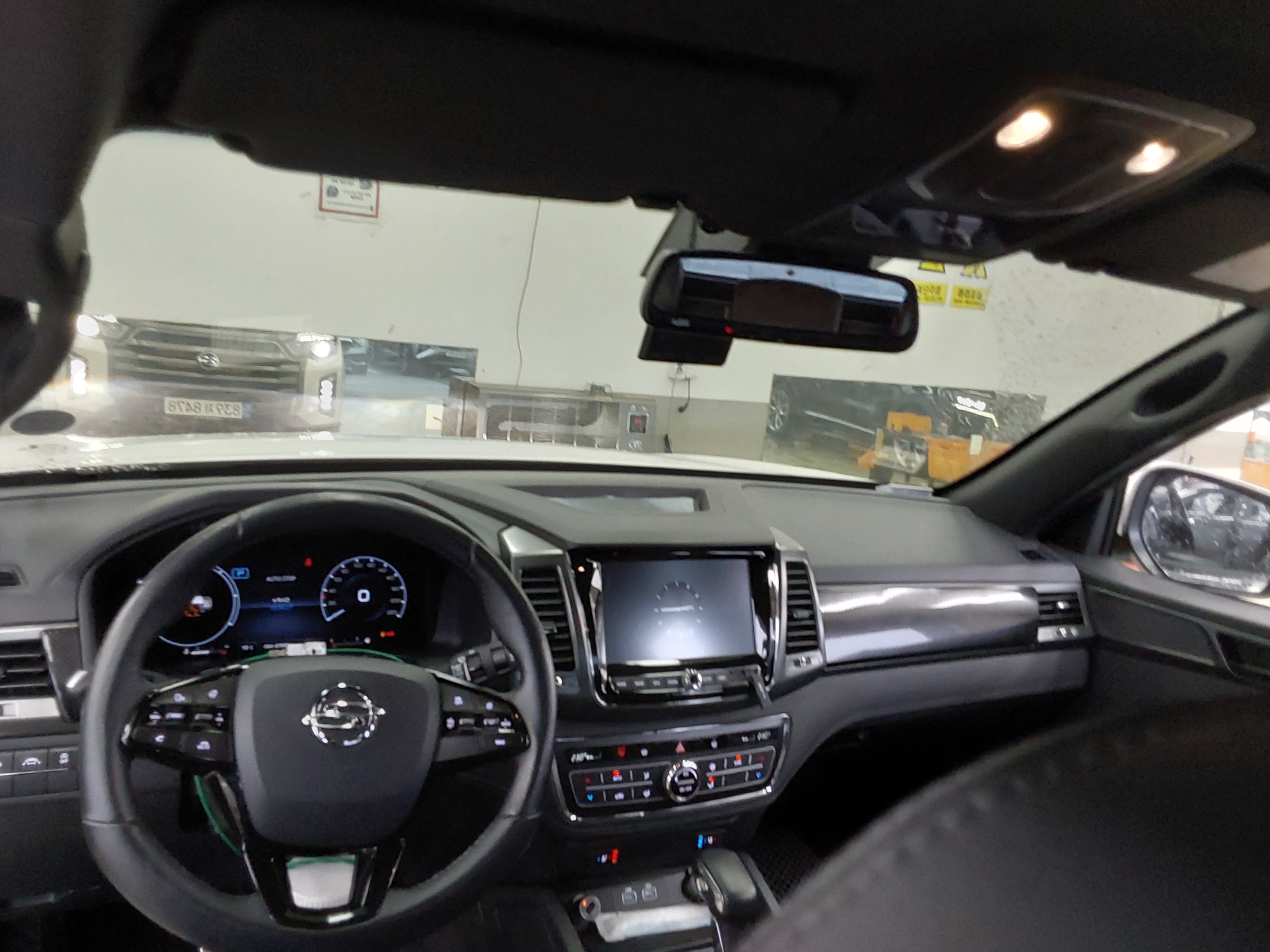 KG Mobility Rexton Sports 2022 - Image 10