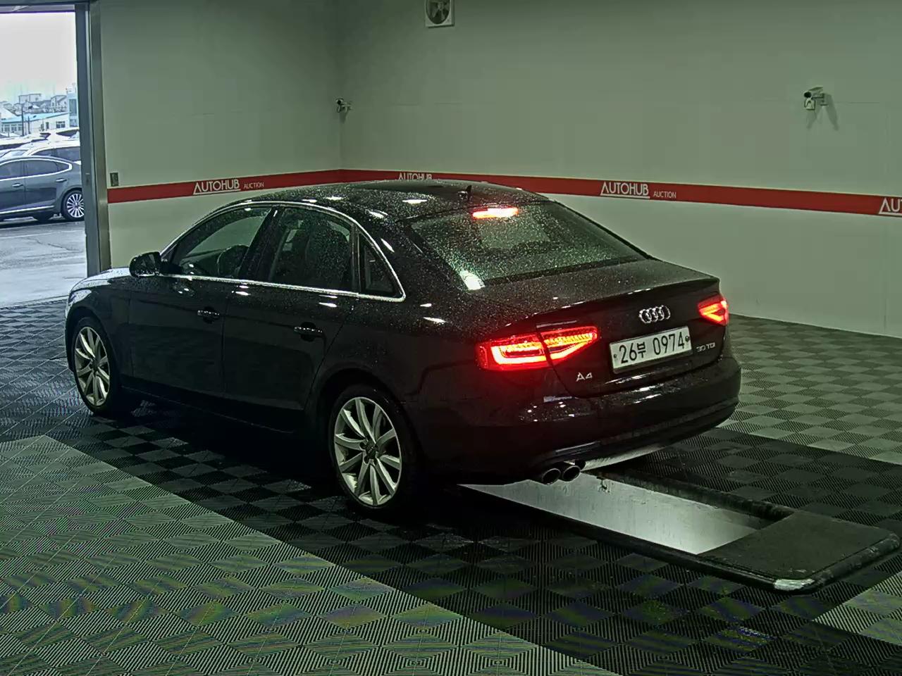 Audi A4 - 5