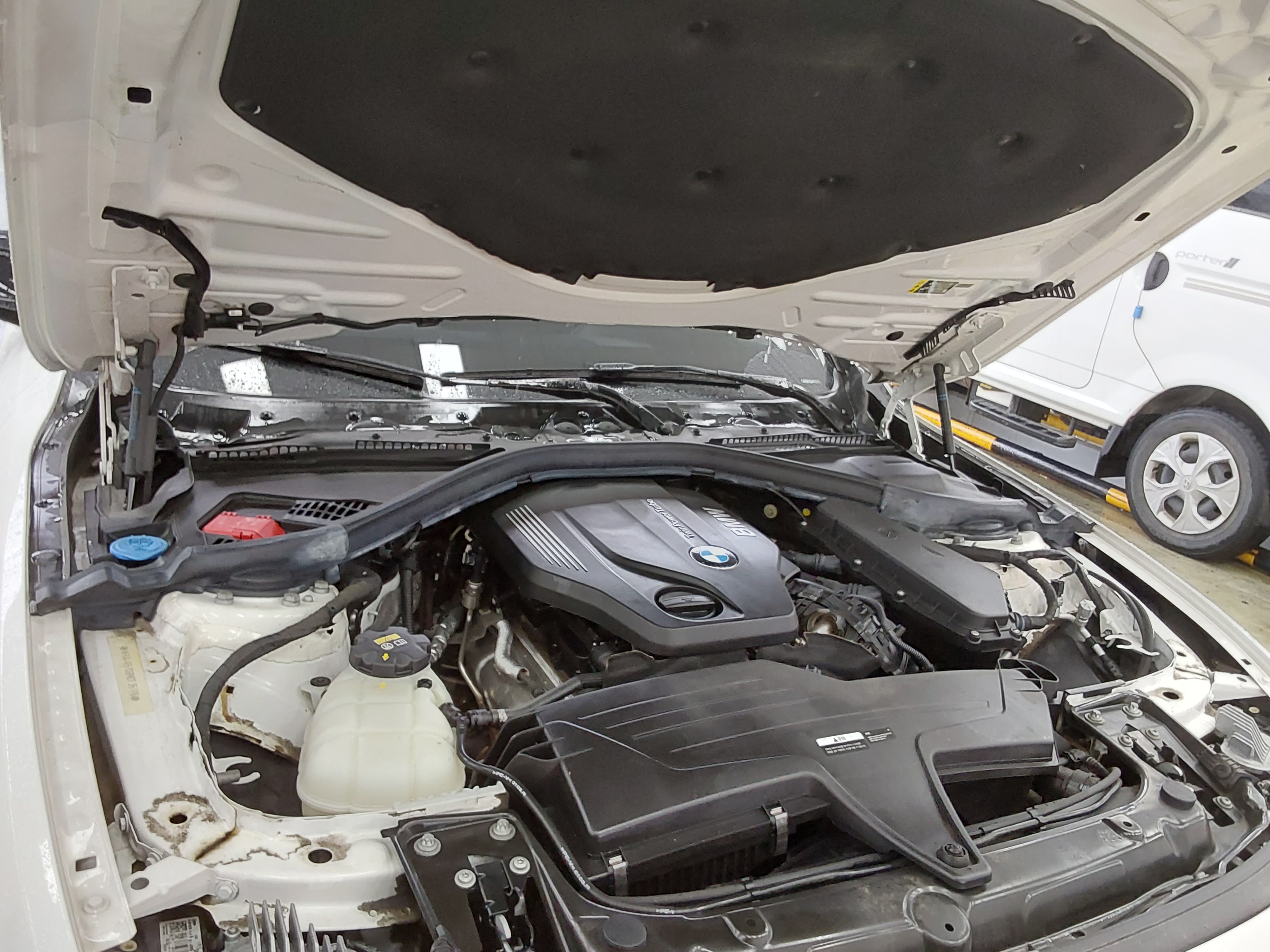 BMW 4 Series - 20