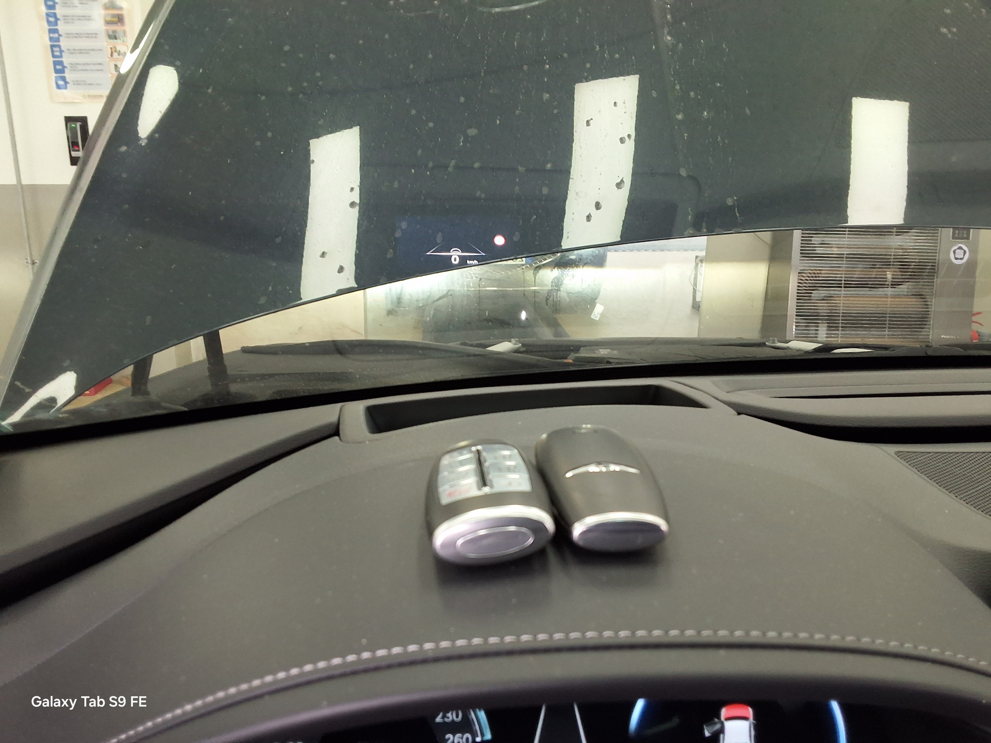 Hyundai Genesis 2022 - Image 18