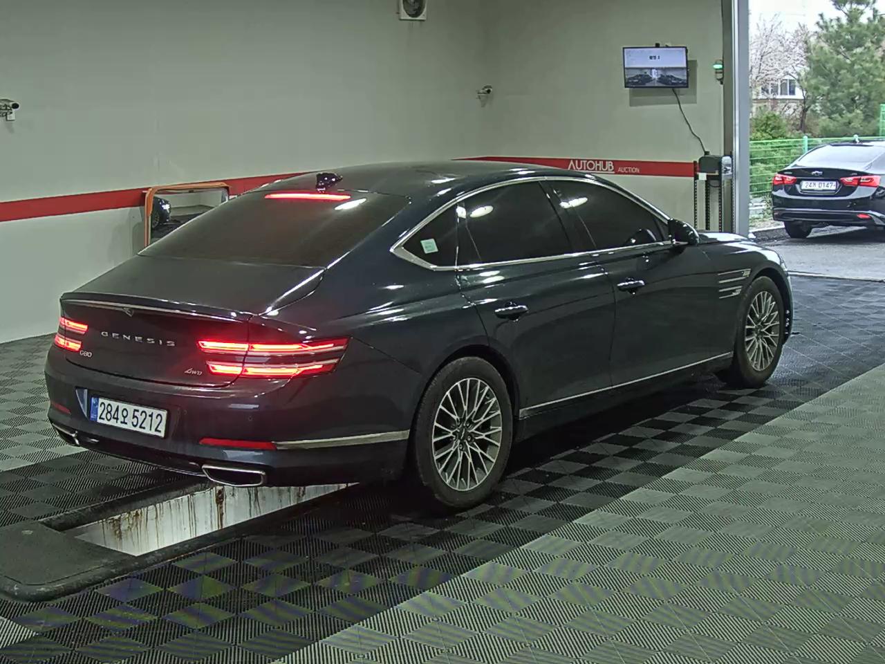 Hyundai Genesis 2022 - Image 4