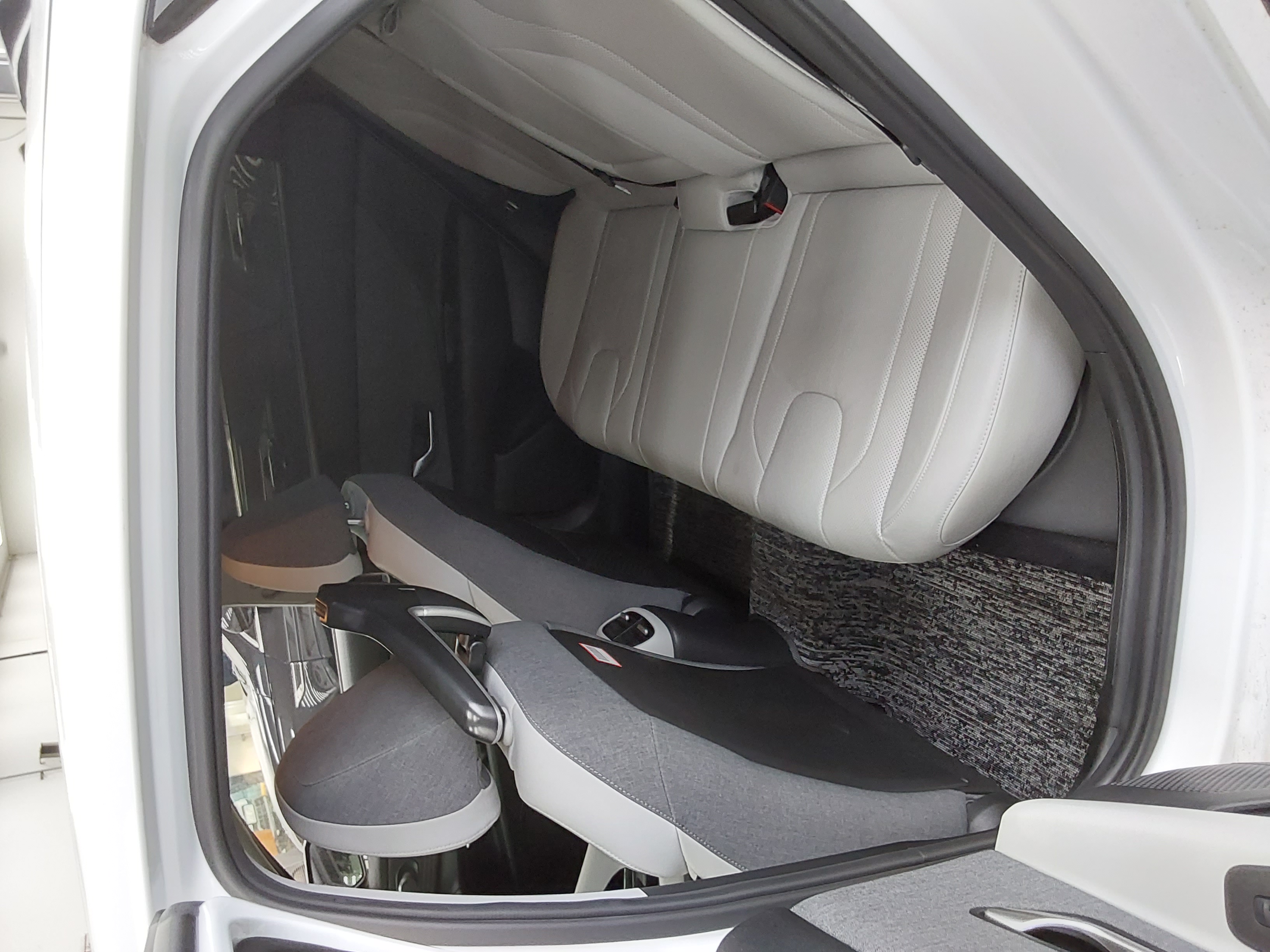 Hyundai Elantra 2021 - Image 11