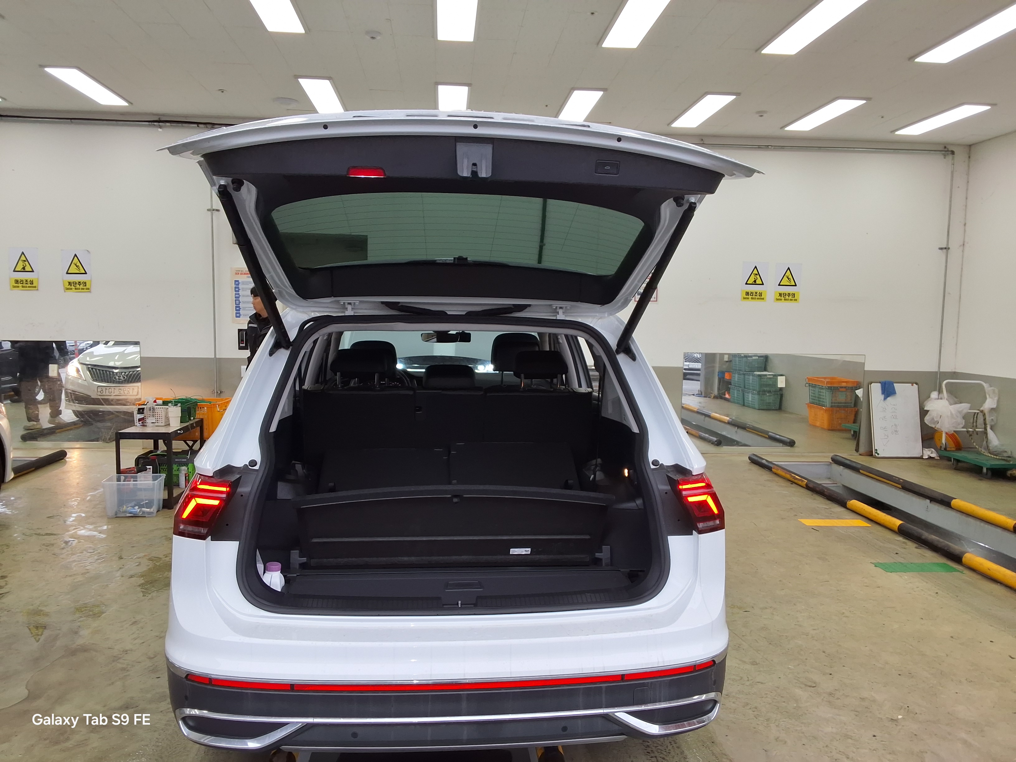 Volkswagen Tiguan - 14