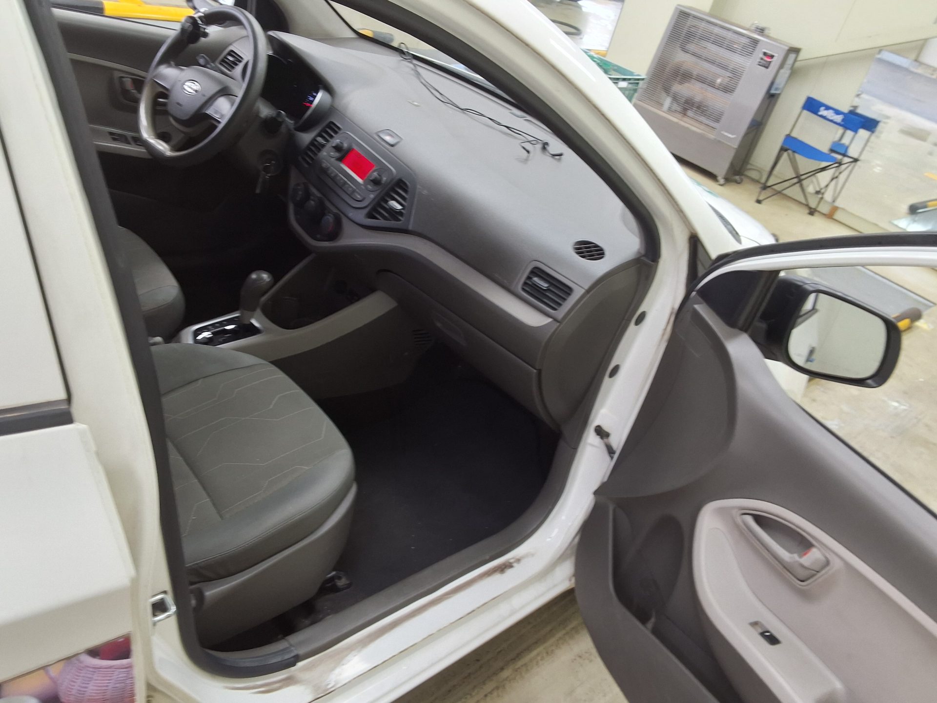 Kia Morning 2016 - Image 13