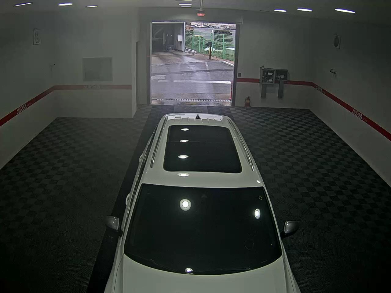 Volkswagen Tiguan - 6